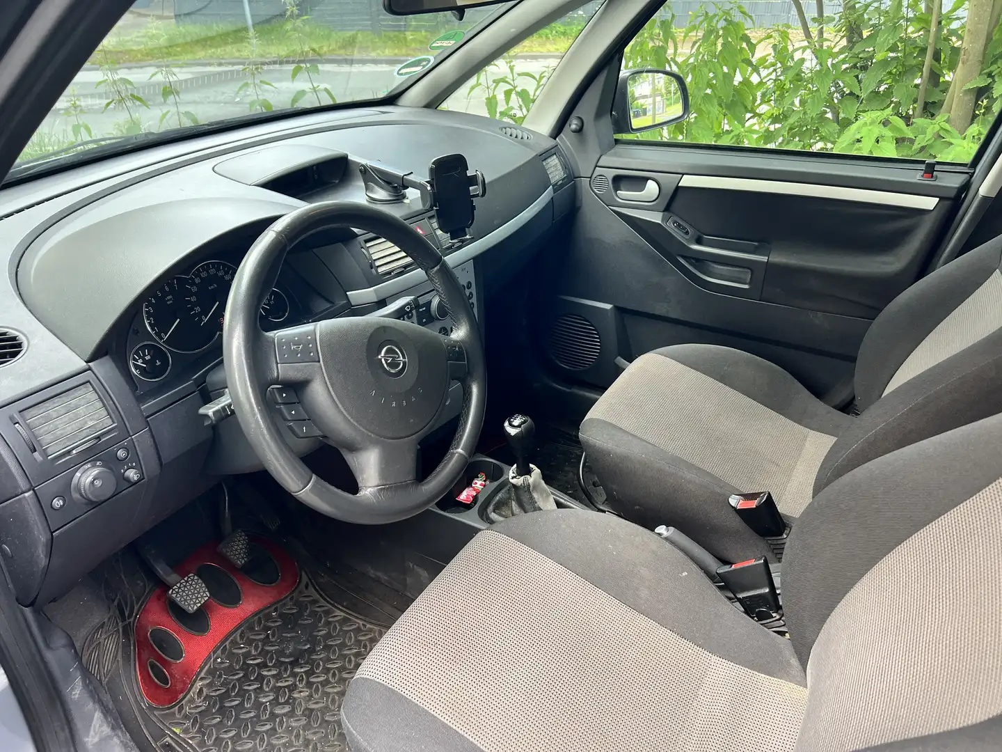 Opel Meriva 1.6 16V (Essentia) Grau - 2