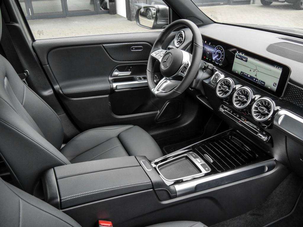 Mercedes-Benz EQB