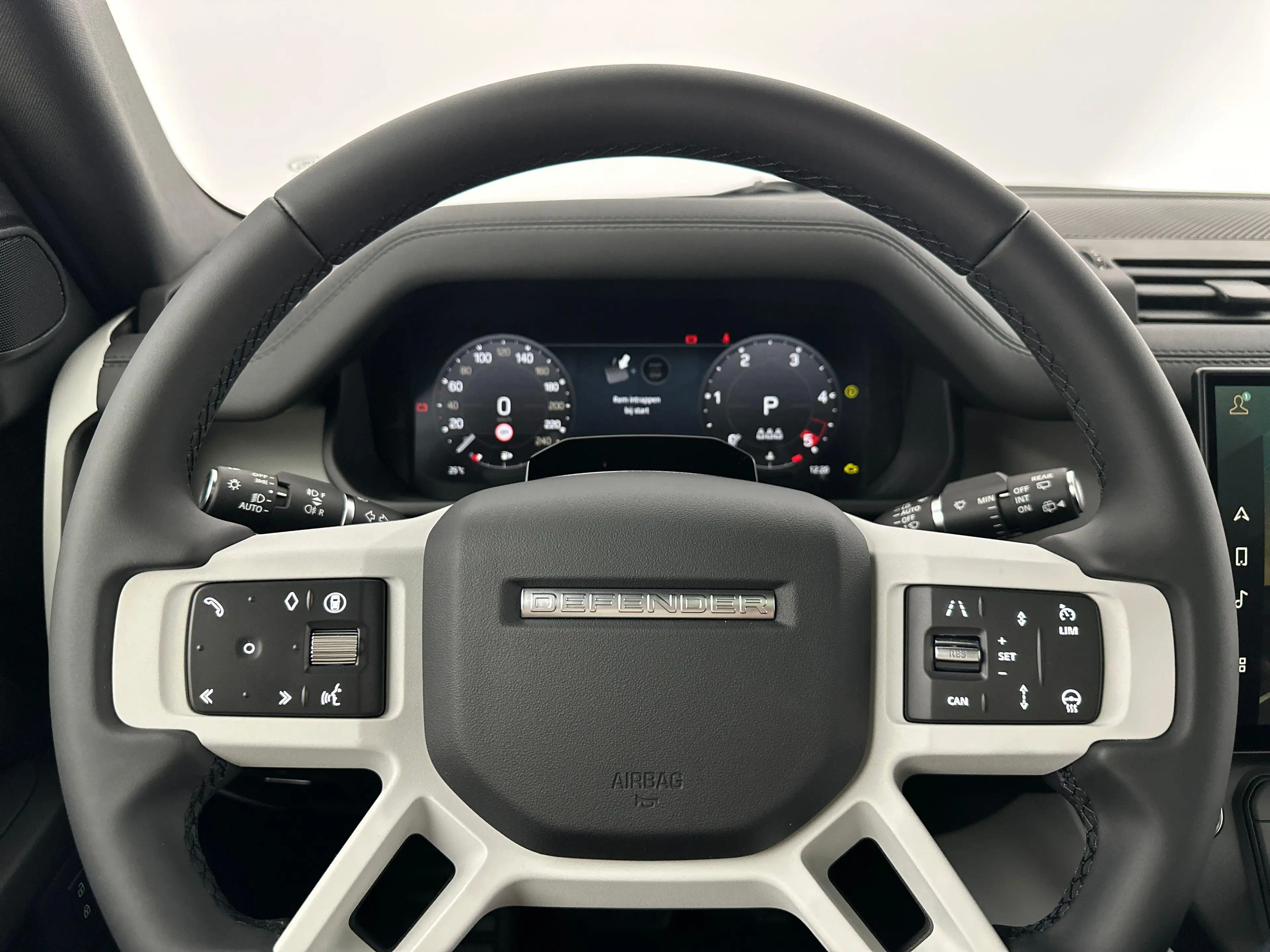 Land Rover Defender 110 D200 S AWD Auto. 26MY — photo 10