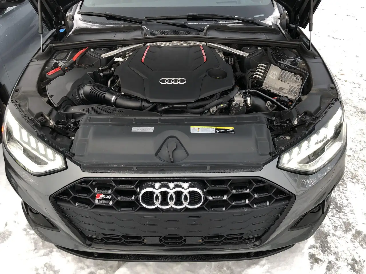Audi S4 снимка Audi S4