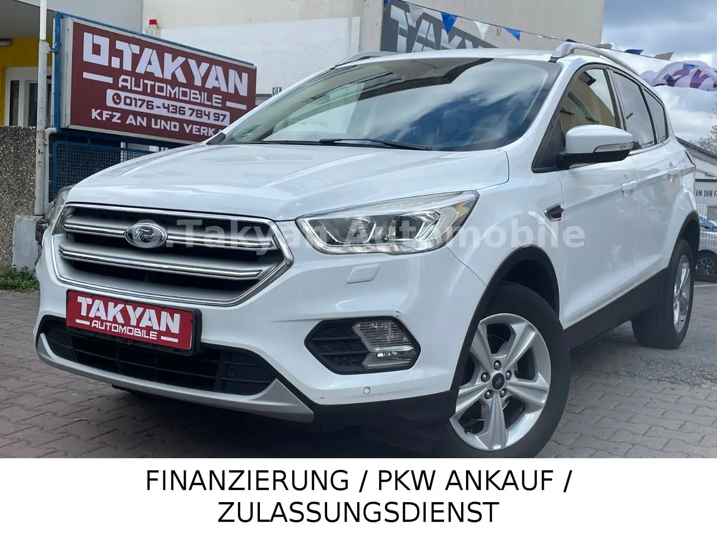 Ford Kuga Cool & Connect Bianco - 1