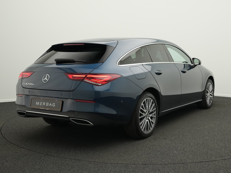 Mercedes-Benz CLA 250 CLA 250 e Shooting Brake Multi+Pano+360°+AHK Navi — photo 3