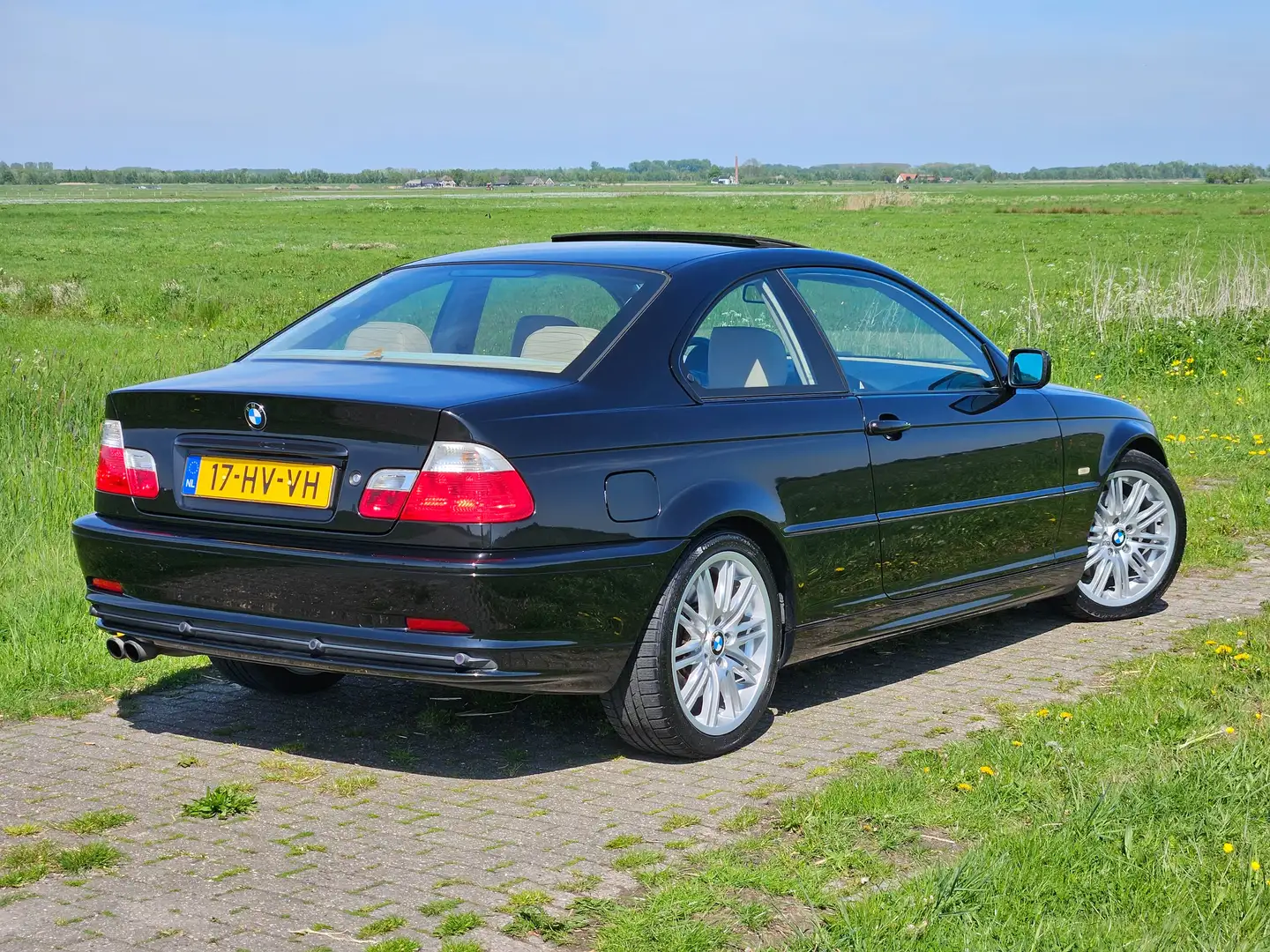BMW 330 330Ci Executive Coupé Чорний - 2