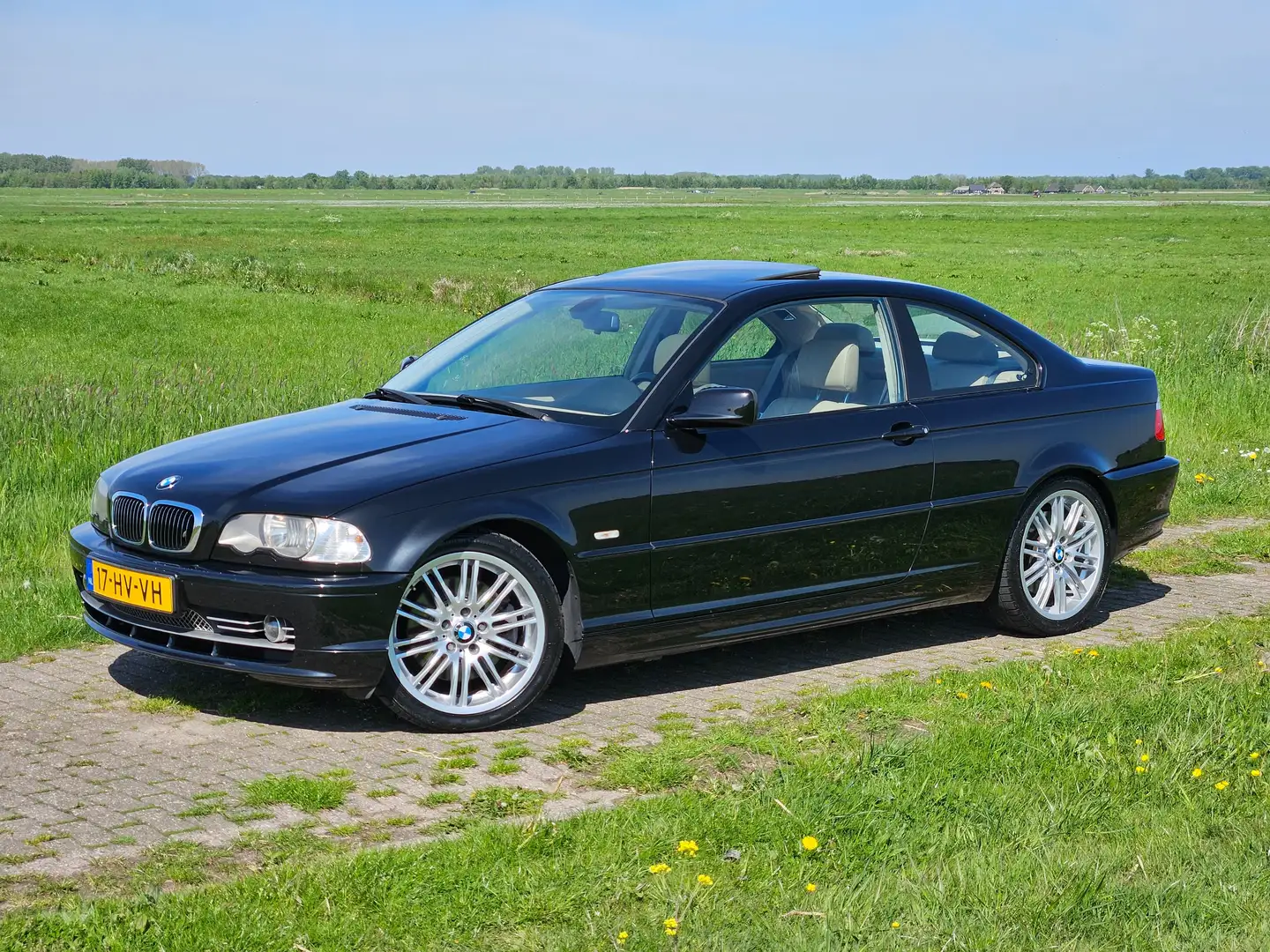 BMW 330 330Ci Executive Coupé Чорний - 1