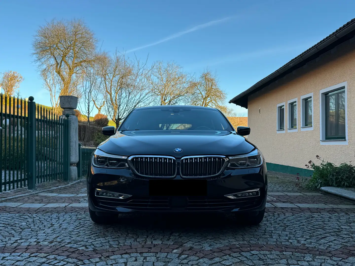 BMW 630 630d xDrive Gran Turismo Aut. Schwarz - 1