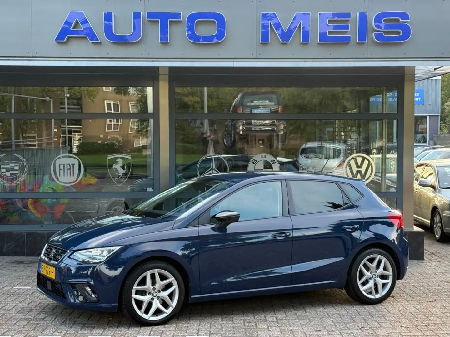 SEAT Ibiza 1.6 TDI FR Business Intense Navi Carplay Camera LE Bleu - 1