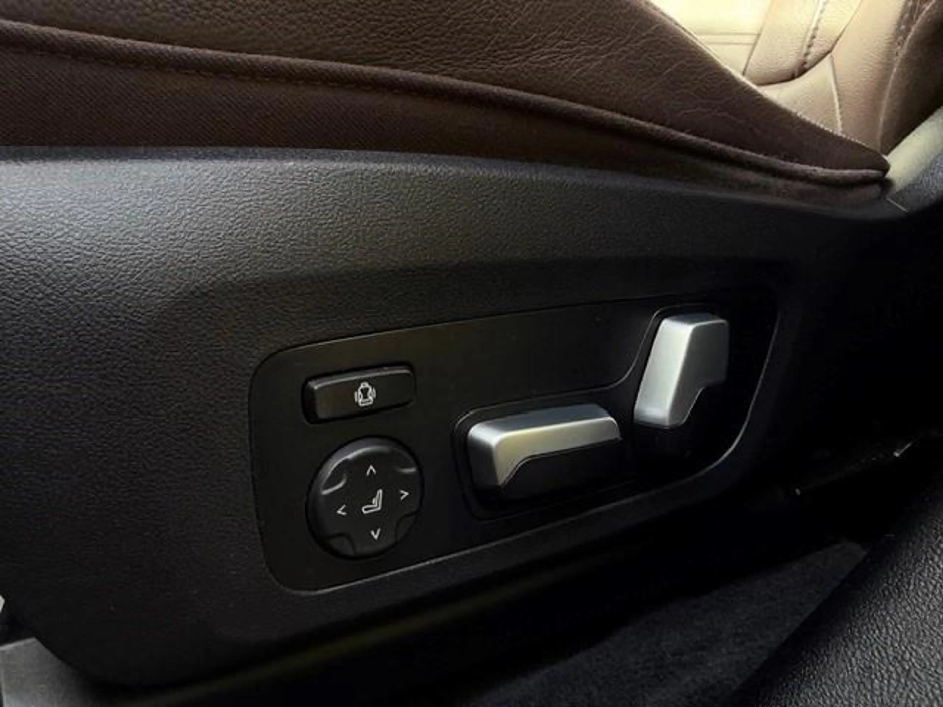 BMW iX3 High Executive 80 Kwh — photo 14