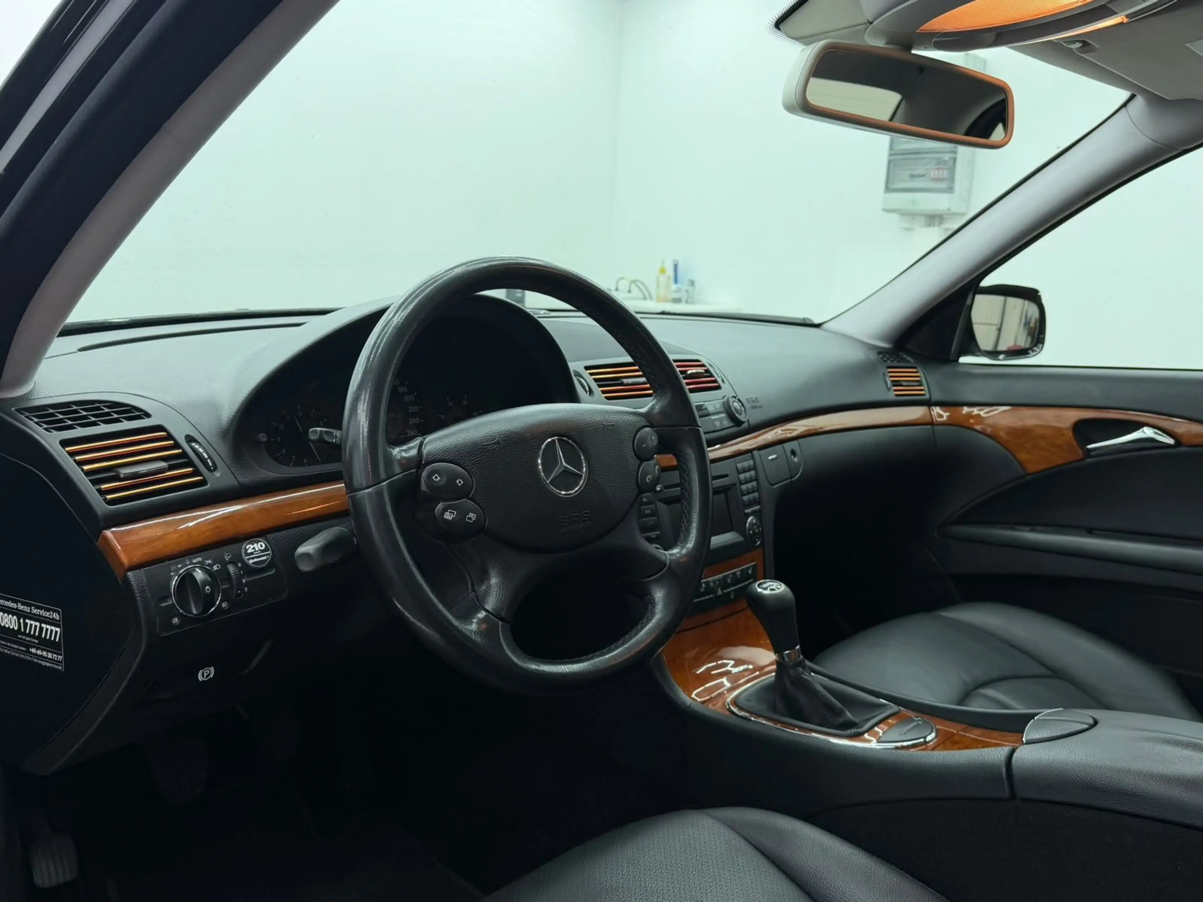 Mercedes-Benz E 200 CDI Limousine LEDER/SHZG/TÜV 04.28/ — photo 2