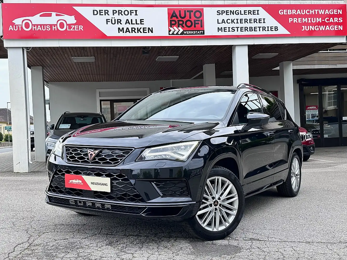 CUPRA Ateca 2,0 TSI 4Drive DSG *Garantie, 360° Kam, Winterp... Schwarz - 1