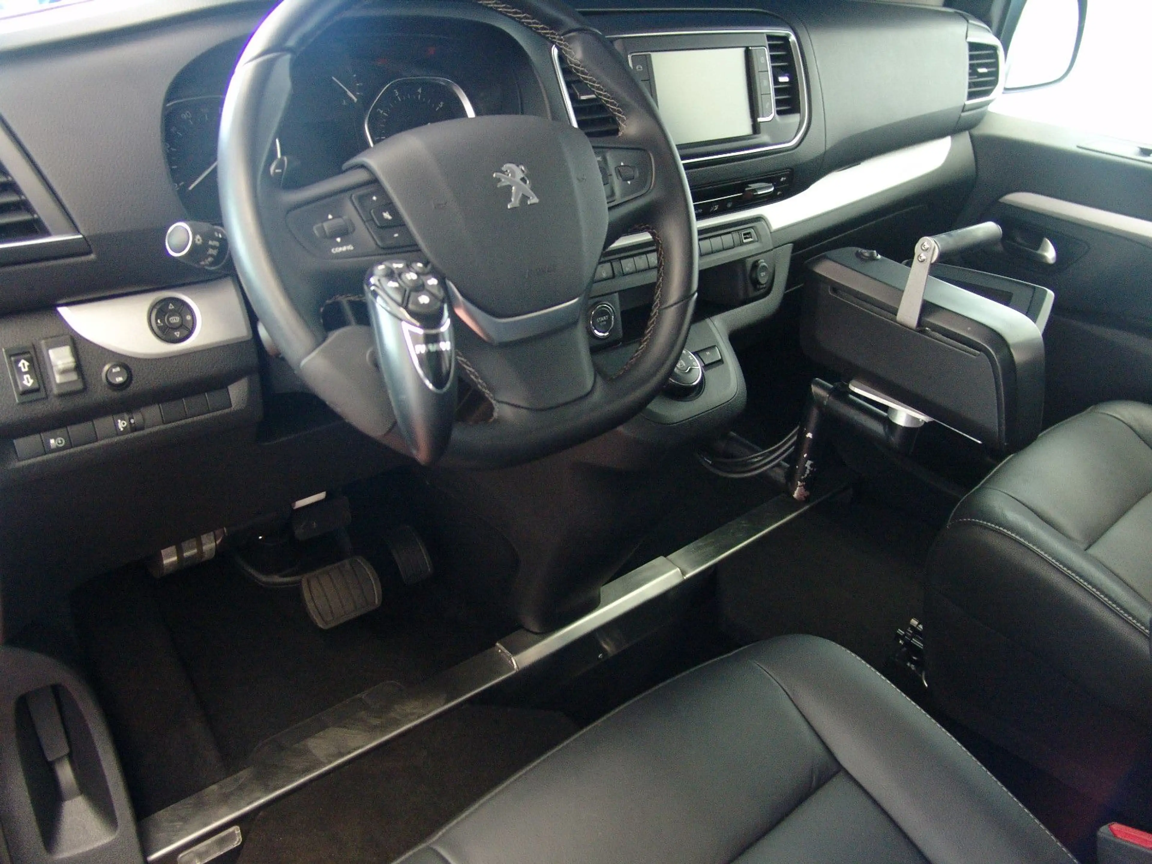 Peugeot Traveller L2/ Space Drive/Kassettenlift/Paravan — photo 7