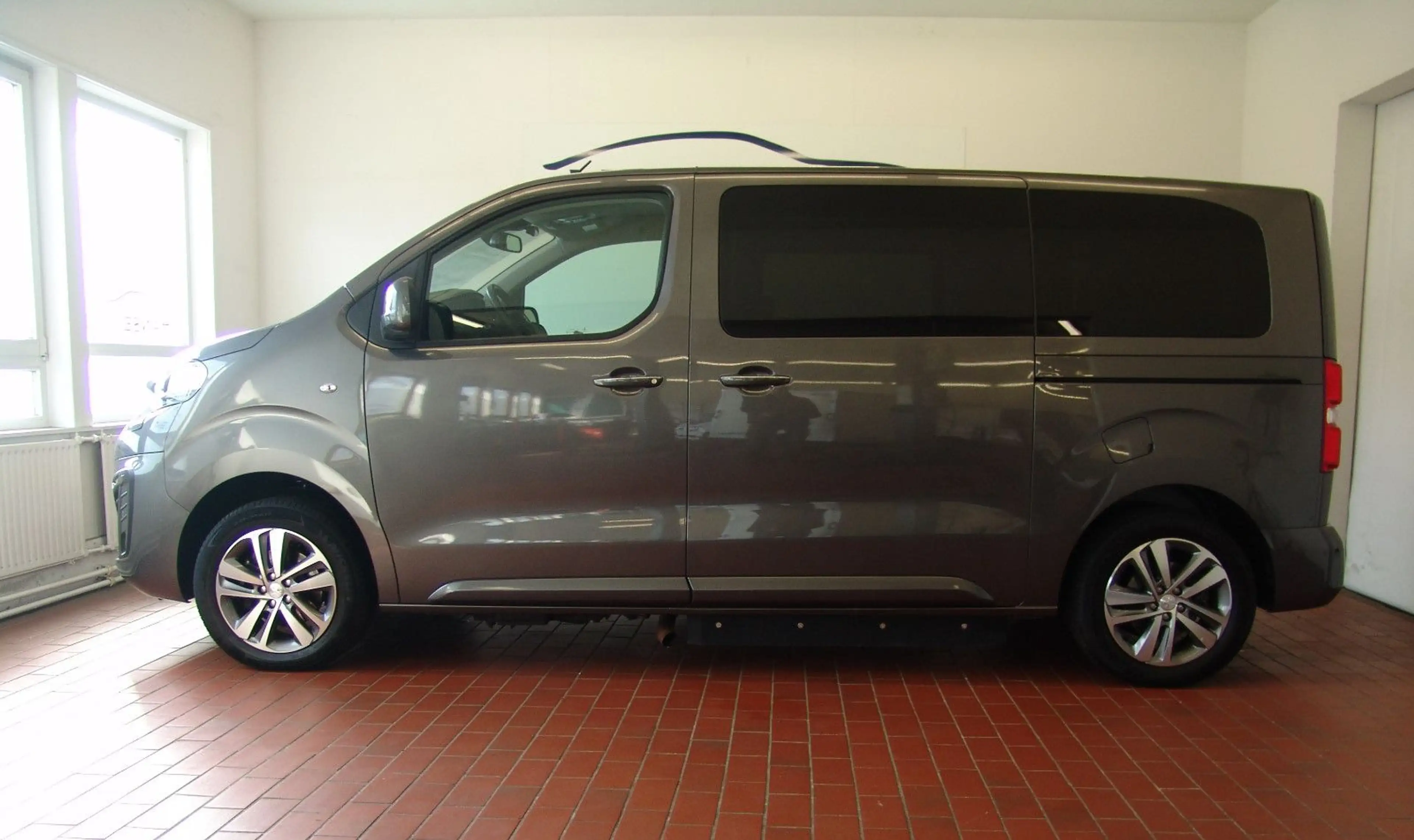 Peugeot Traveller L2/ Space Drive/Kassettenlift/Paravan — photo 3