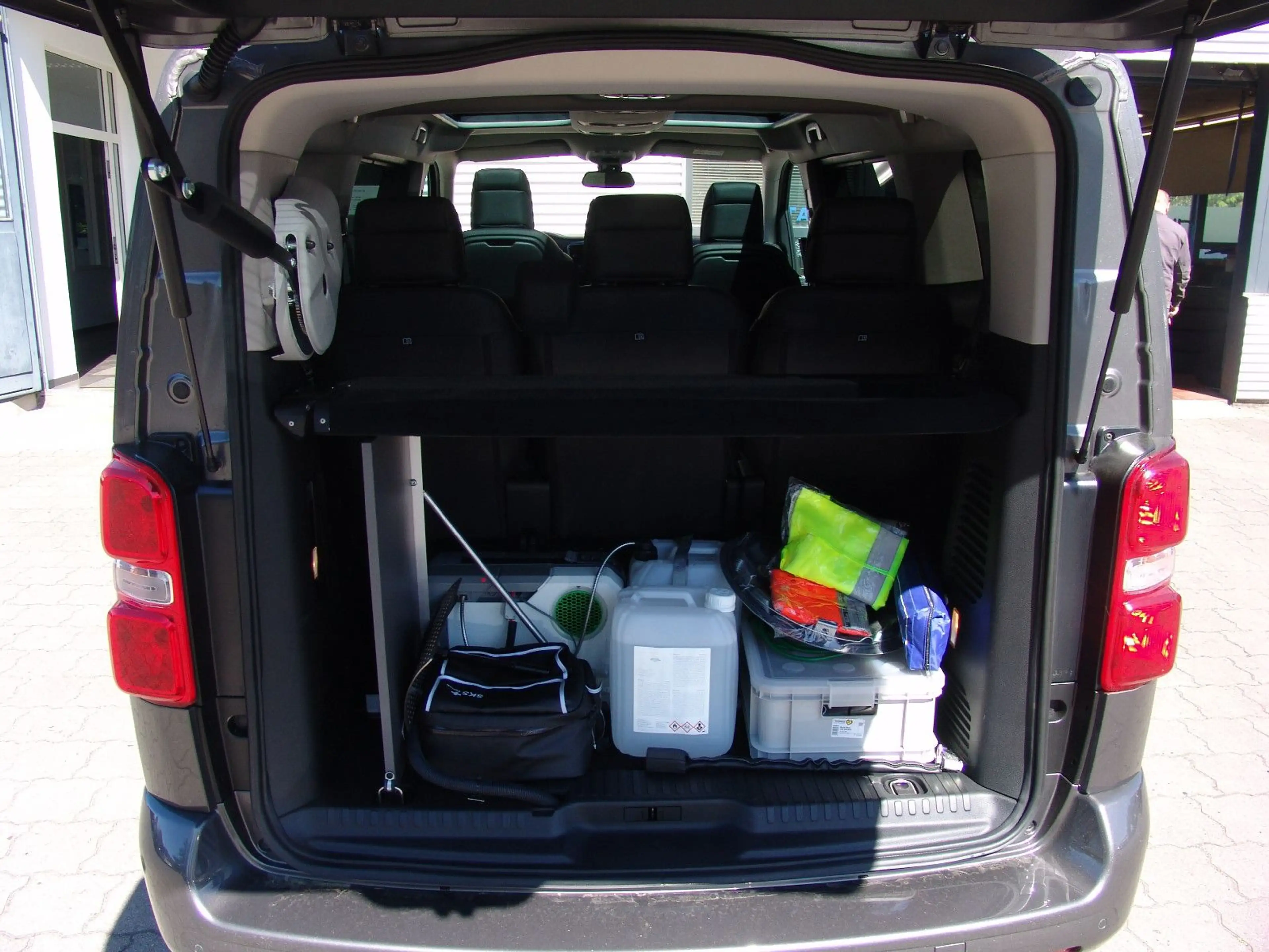 Peugeot Traveller L2/ Space Drive/Kassettenlift/Paravan — photo 4