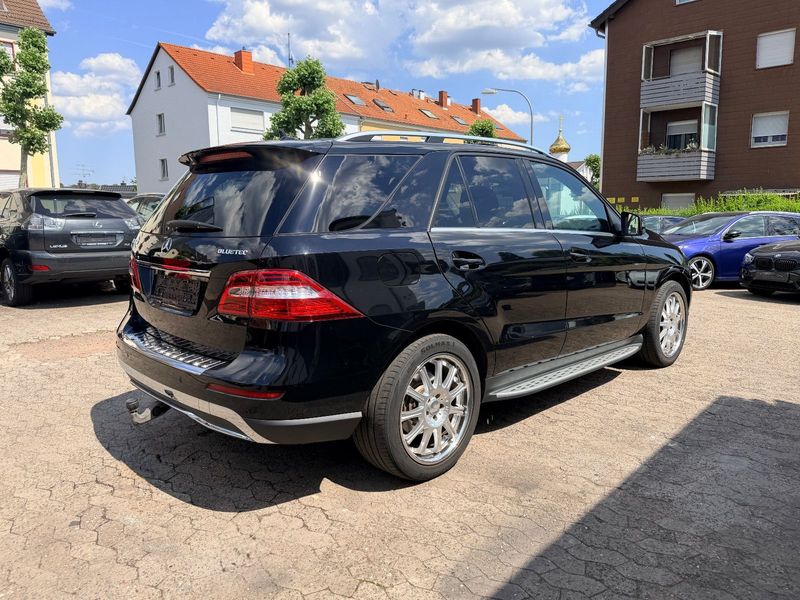 Mercedes-Benz ML 350 CDI BlueTec Navi Xenon Schiebedach AHK — photo 6