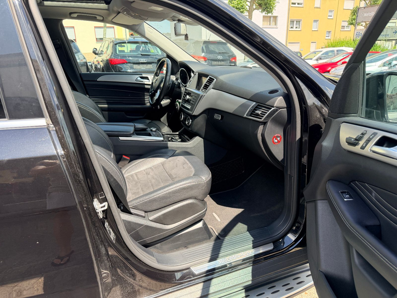 Mercedes-Benz ML 350 CDI BlueTec Navi Xenon Schiebedach AHK — photo 11