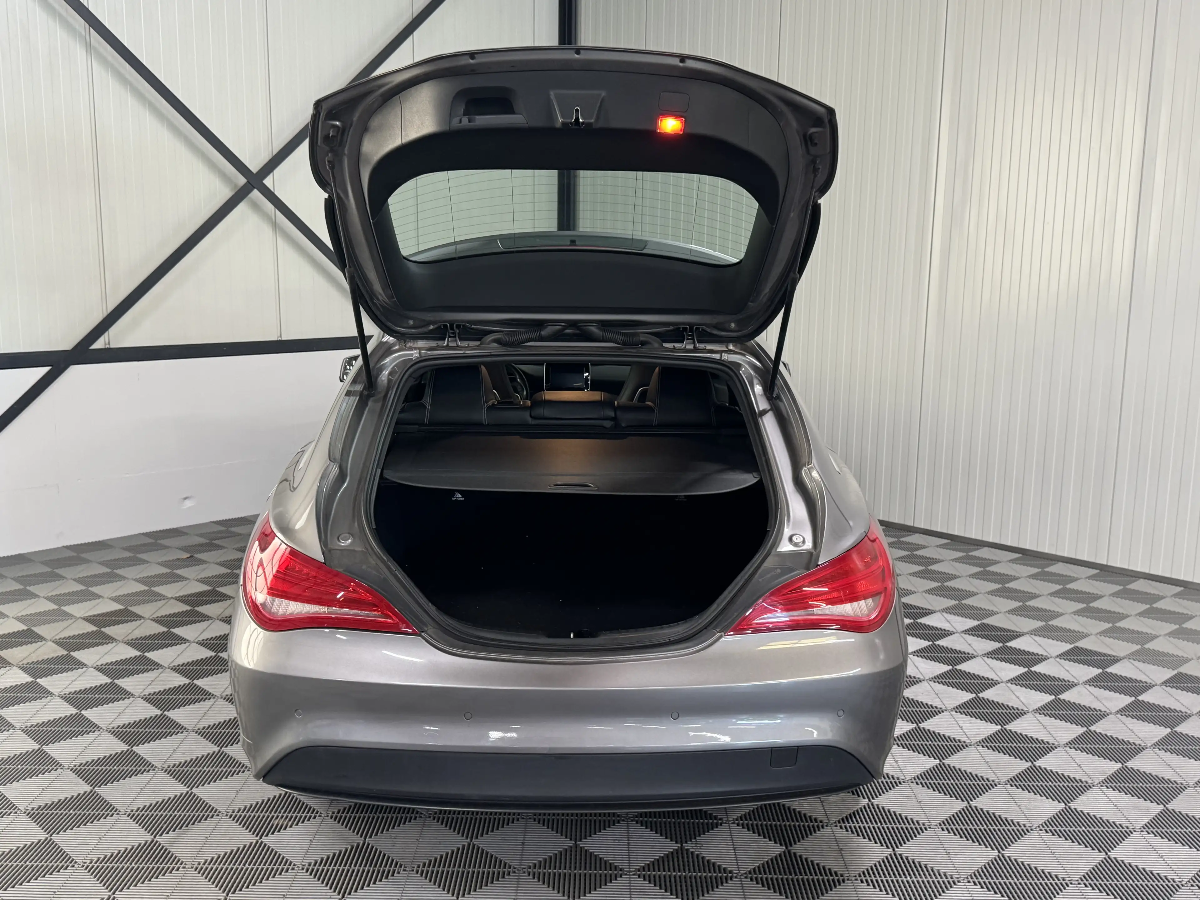 Mercedes-Benz CLA 200 d Aut | Lease Edition | Airco | Navi | Xenon — photo 10