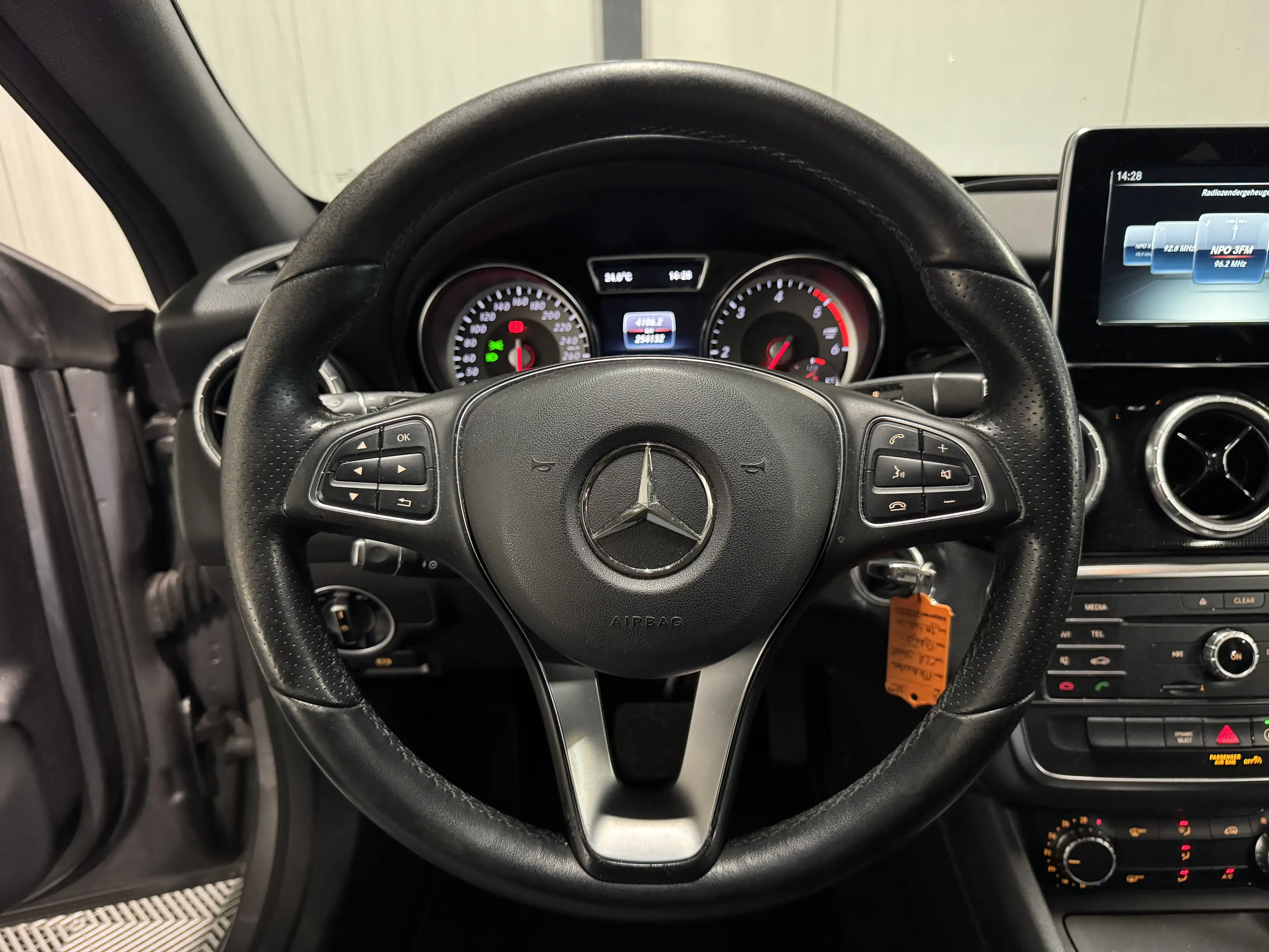 Mercedes-Benz CLA 200 d Aut | Lease Edition | Airco | Navi | Xenon — photo 12