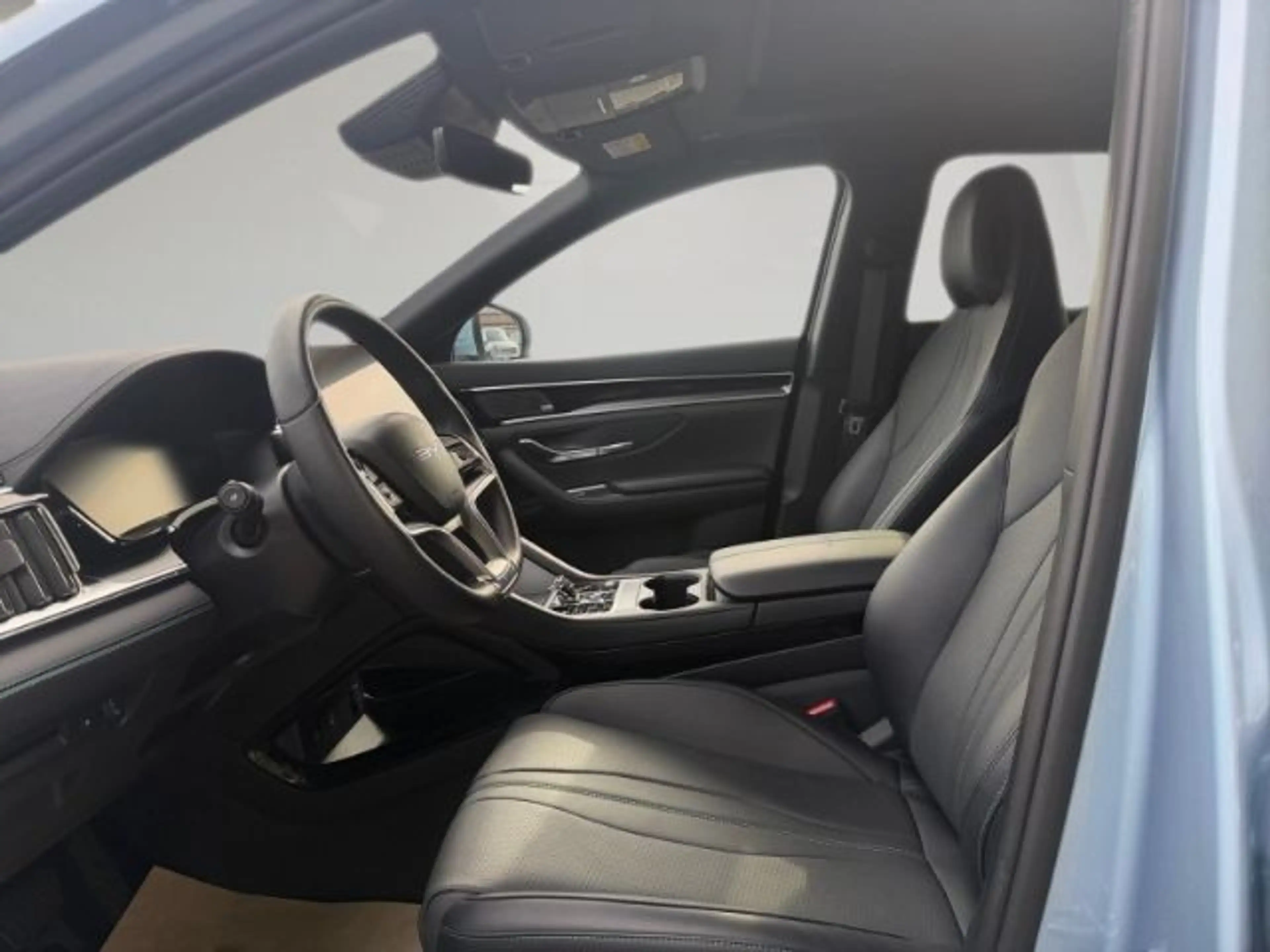 BYD Seal U DM-i PHEV 160 kW 1.5 Boost El. Panodach L — photo 7