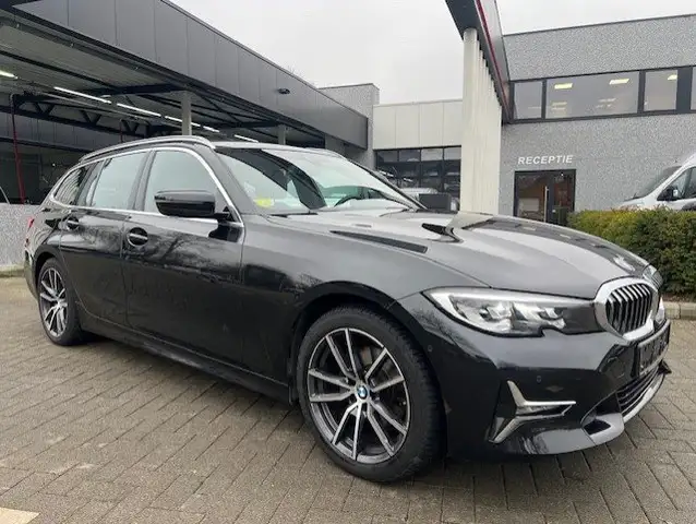 BMW 320 d Touring 190pk Navi/Led/Camera 76.000km 2021