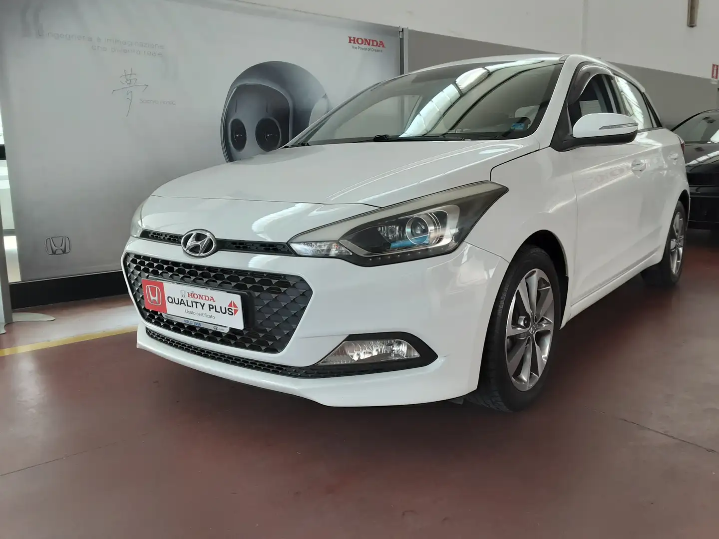Hyundai i20 i20 5p 1.2 Style 84cv Weiß - 1