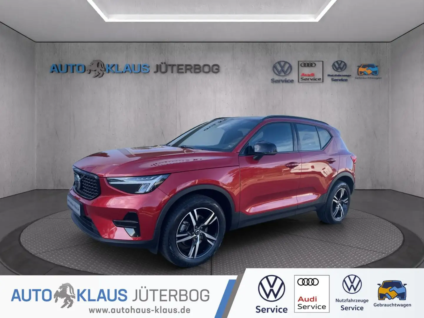 Volvo XC40 XC 40 B4 AWD Plus Dark LED+Keyless Rot - 1