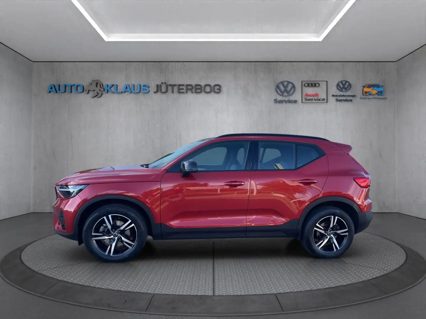 Volvo XC40 XC 40 B4 AWD Plus Dark (EURO 6d) LED+Keyless Klima Rot - 2