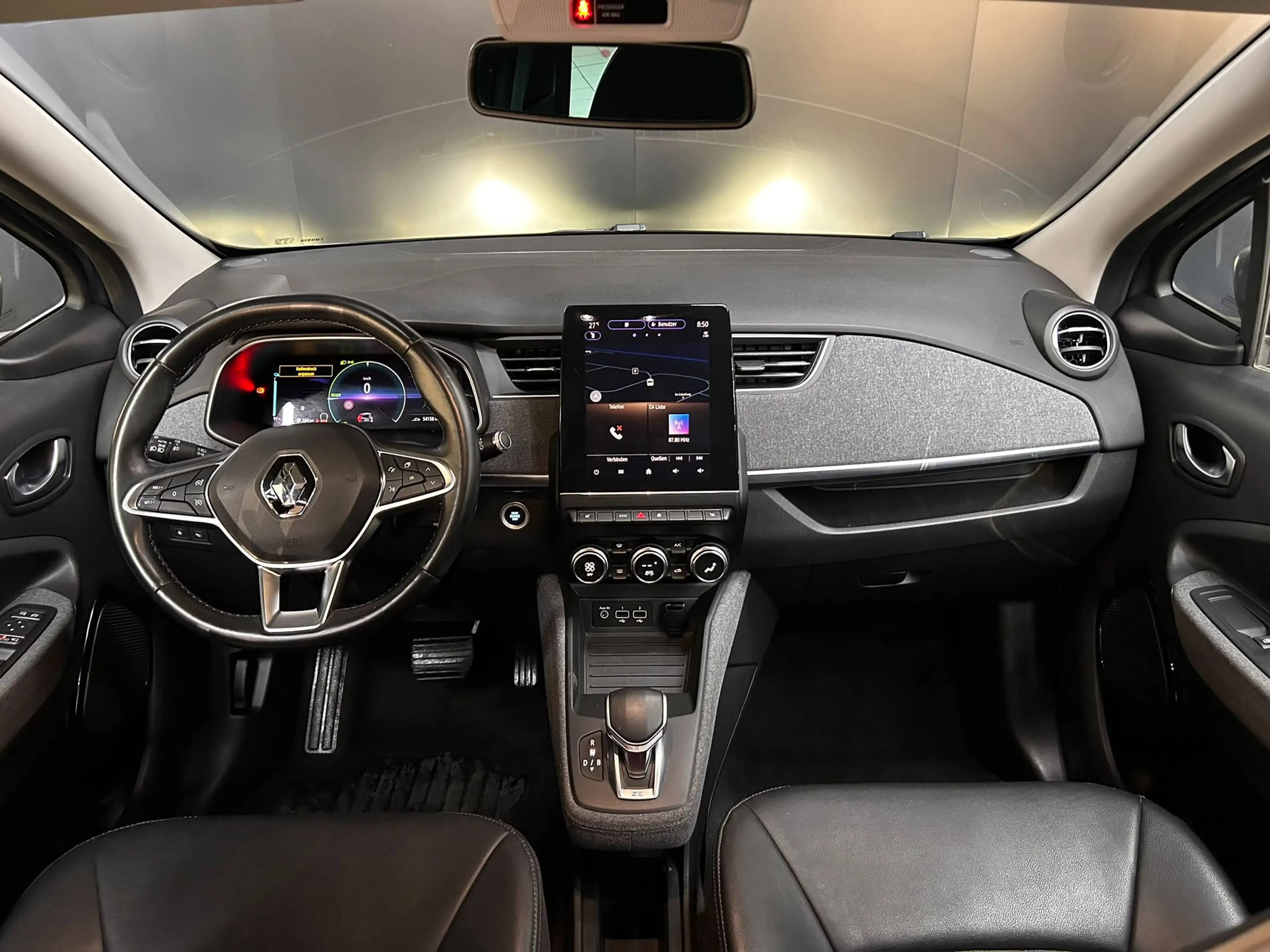 Renault ZOE Intens BATTERIE INCLUS+NAV+KAM+VIRTU+SHZ+TEM — photo 14