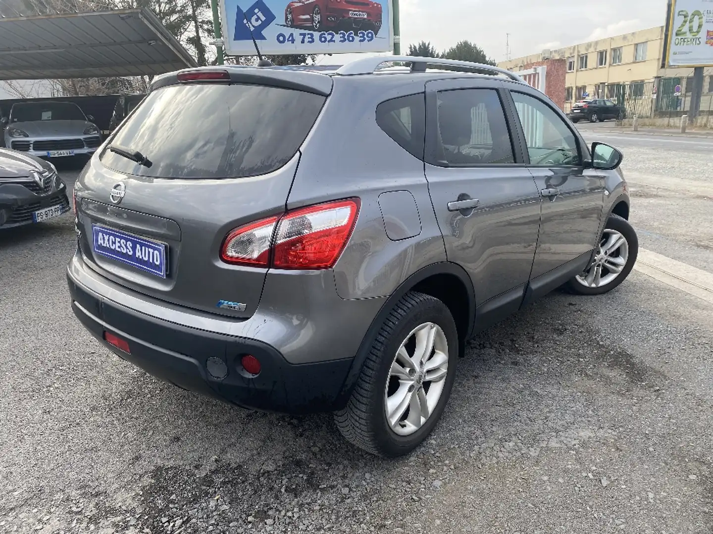Nissan Qashqai 1.6 dCi 130 FAP Stop/Start Tekna - 2