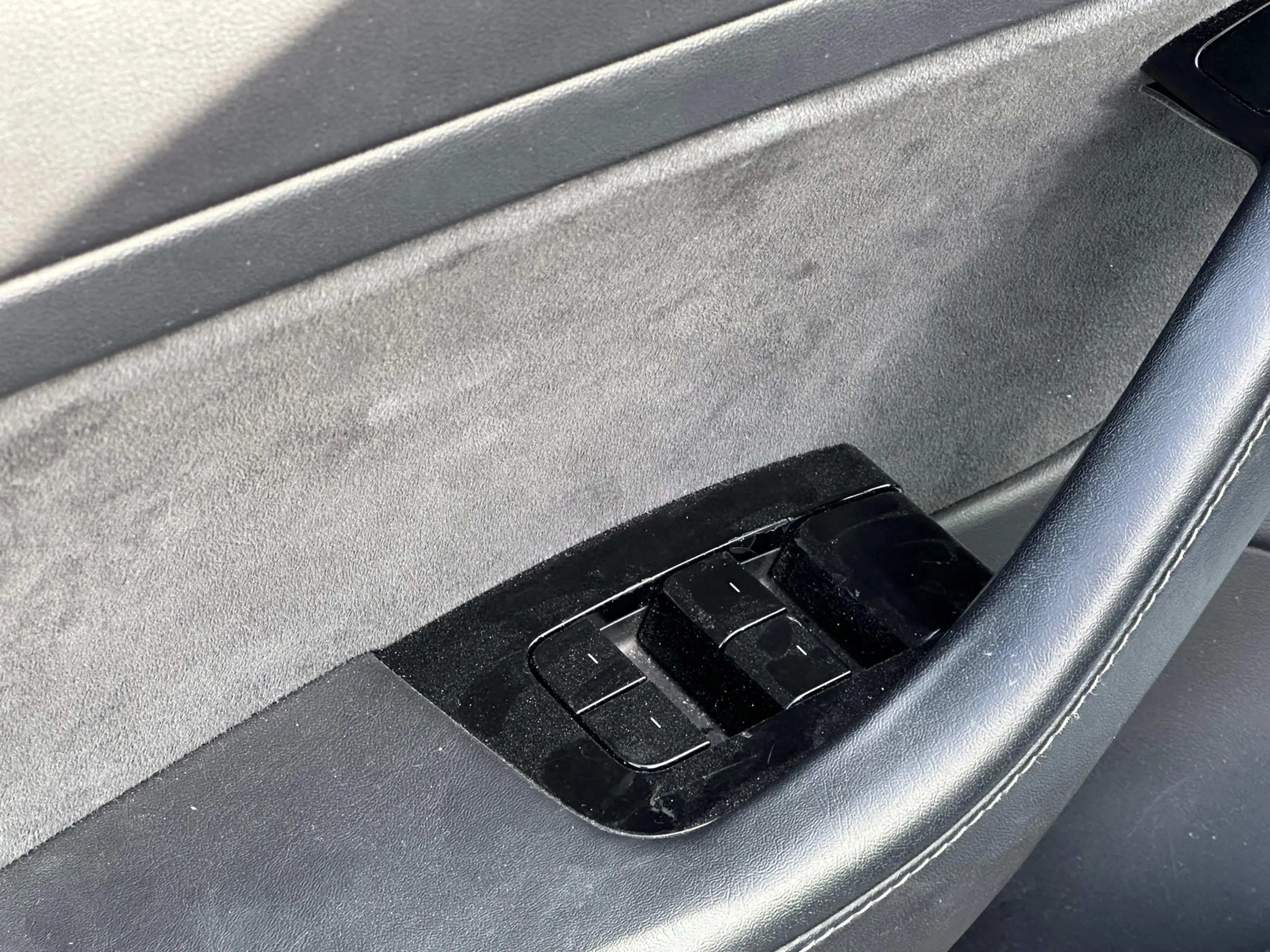 Tesla Model 3 Standard RWD Plus 60 kWh — photo 12