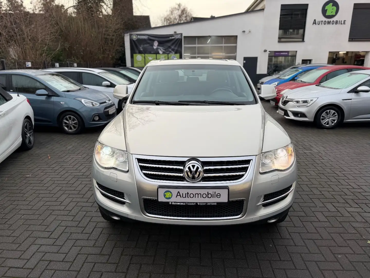 Volkswagen Touareg V6 TDI*NAVI*SHZ*TEMPO*4S-REIFEN*LUFT Gold - 2