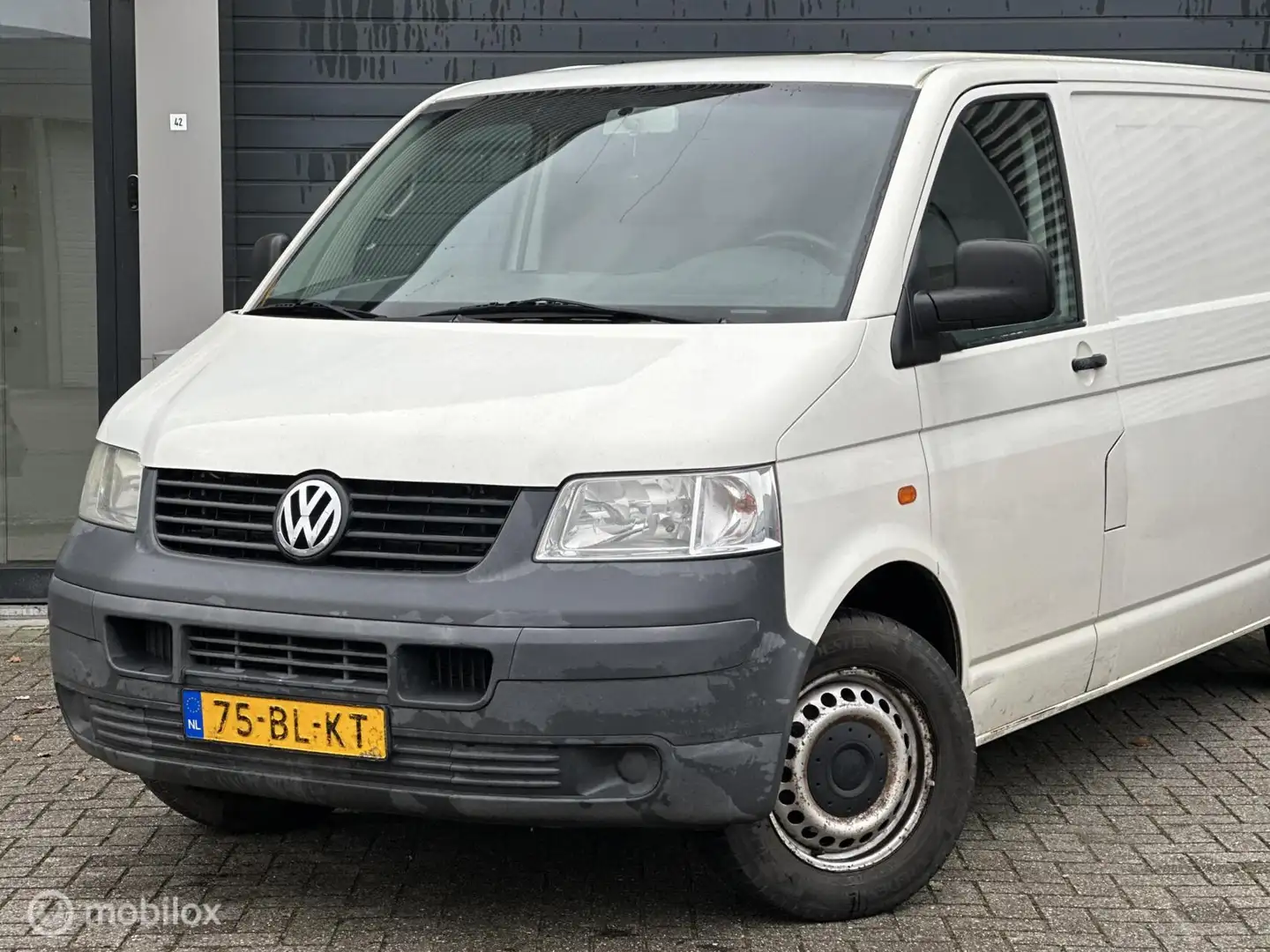 Volkswagen T5 Transporter 1.9 TDI 340 | - 2