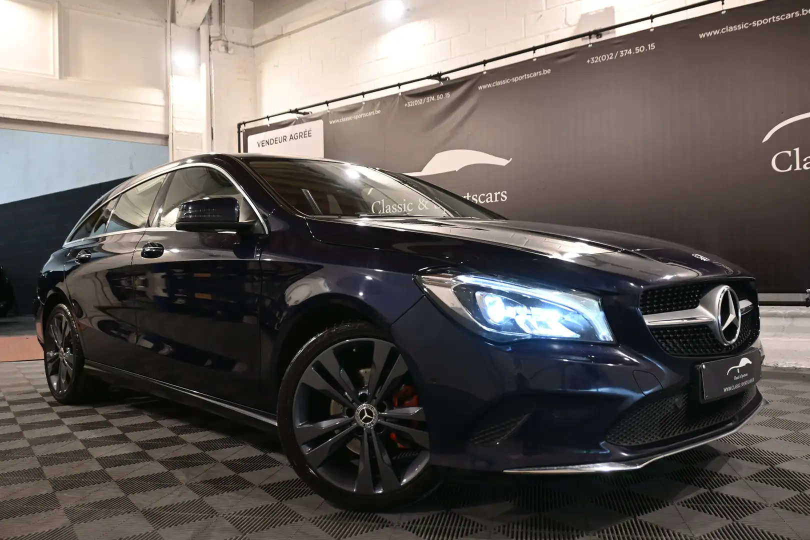 Mercedes-Benz CLA 180 CLA 180 d SPORT LINE / AUTO / XENON / CARPLAY Bleu - 2