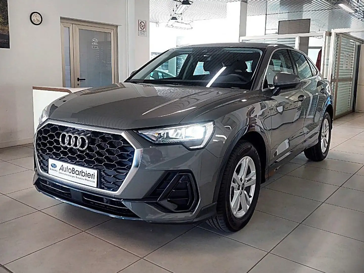 Audi Q3 Sportback 35 TFSI S-Tronic Gris - 1