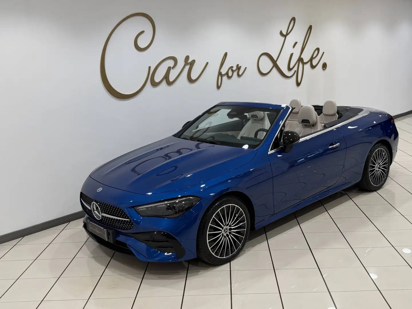 Mercedes-Benz CLE 220 Cabrio d Advanced Plus IVA ESPOSTA Blau - 2