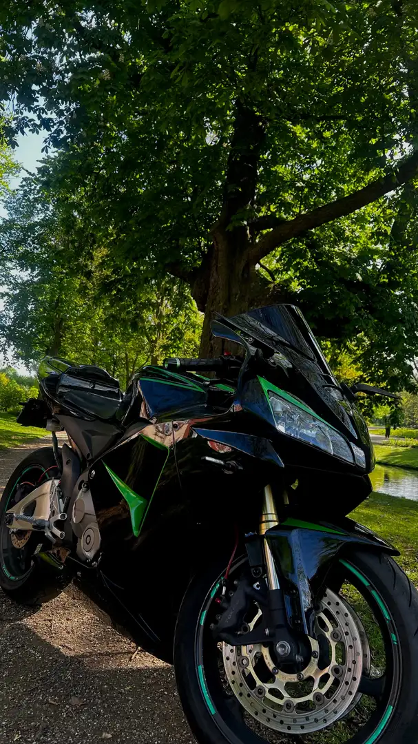 Honda CBR 600 Чёрный - 2