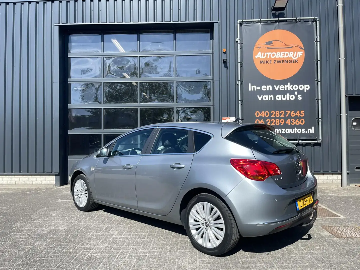 Opel Astra 1.4 Turbo Design Edition NAVIGATIE|TREKHAAK|CAMERA Grau - 2