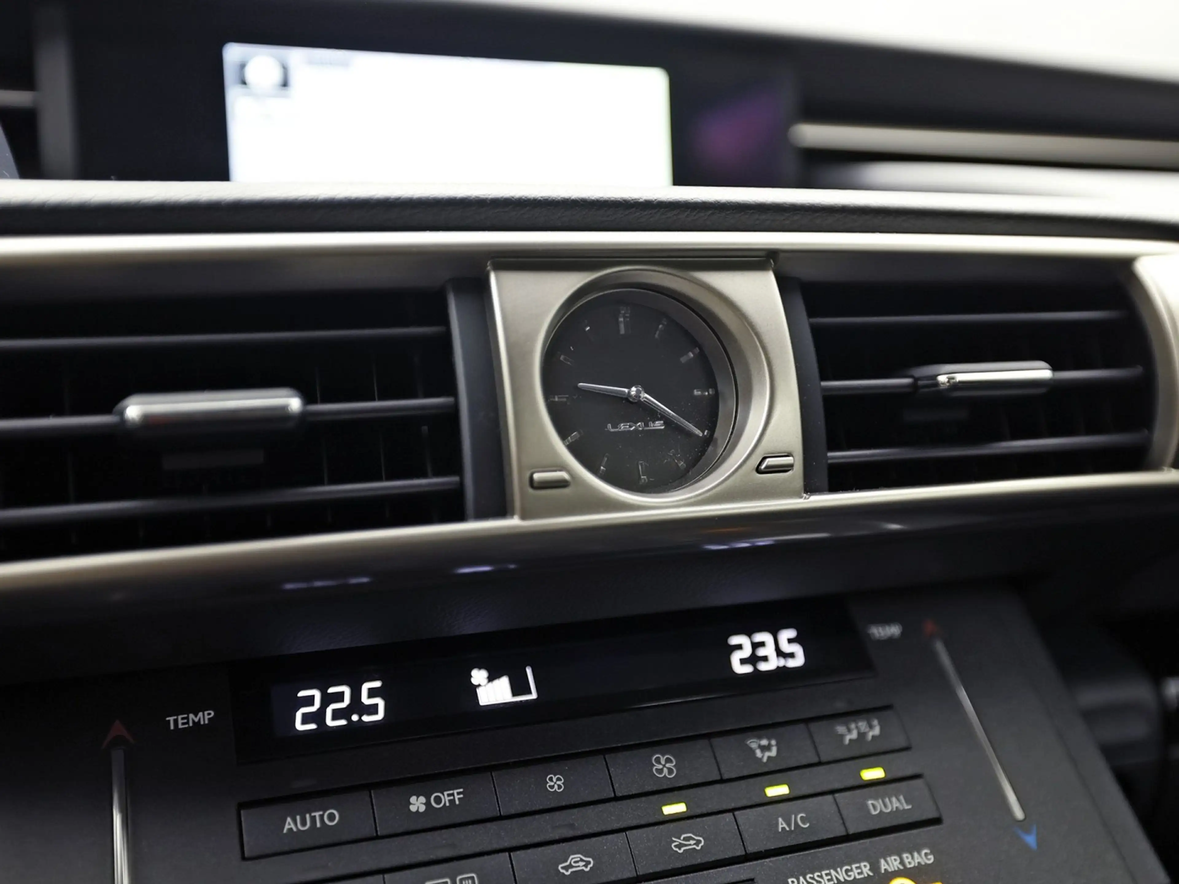 Lexus IS 300 300h Hybrid Business Sport Automaat 223Pk (NAVIGAT — photo 9