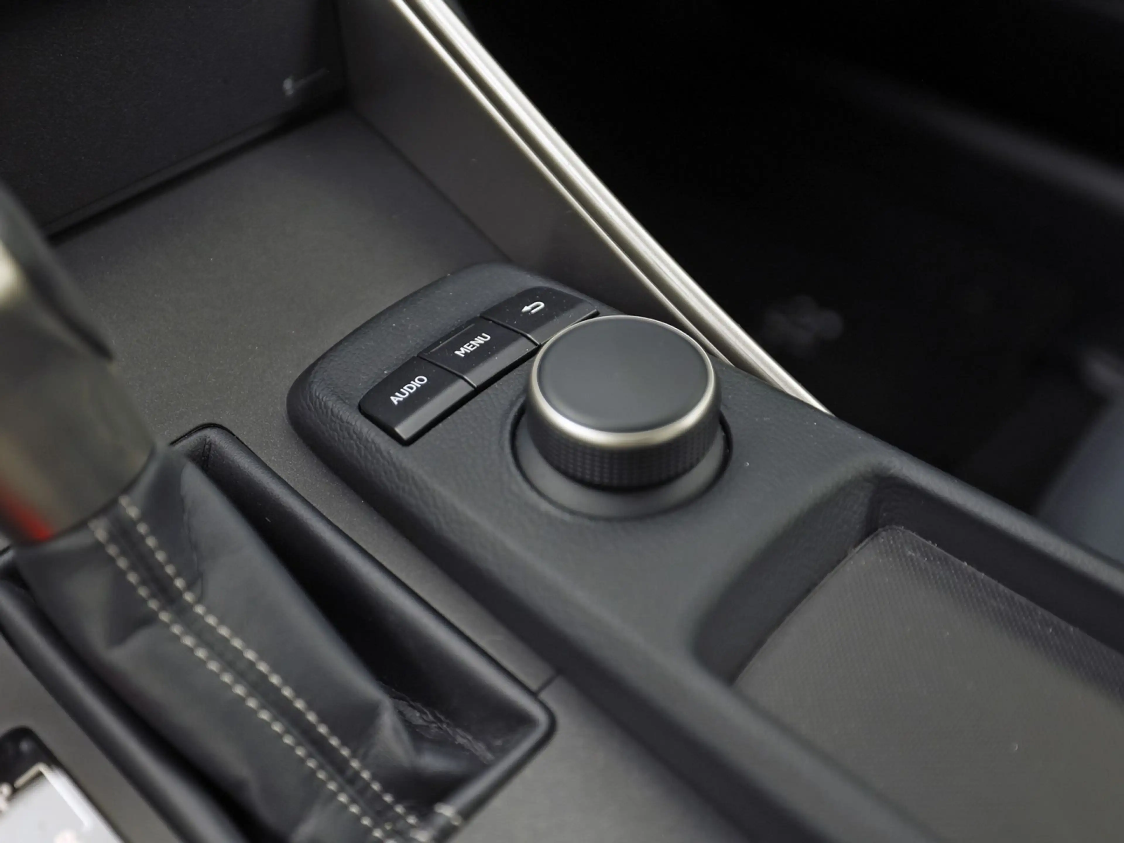 Lexus IS 300 300h Hybrid Business Sport Automaat 223Pk (NAVIGAT — photo 28