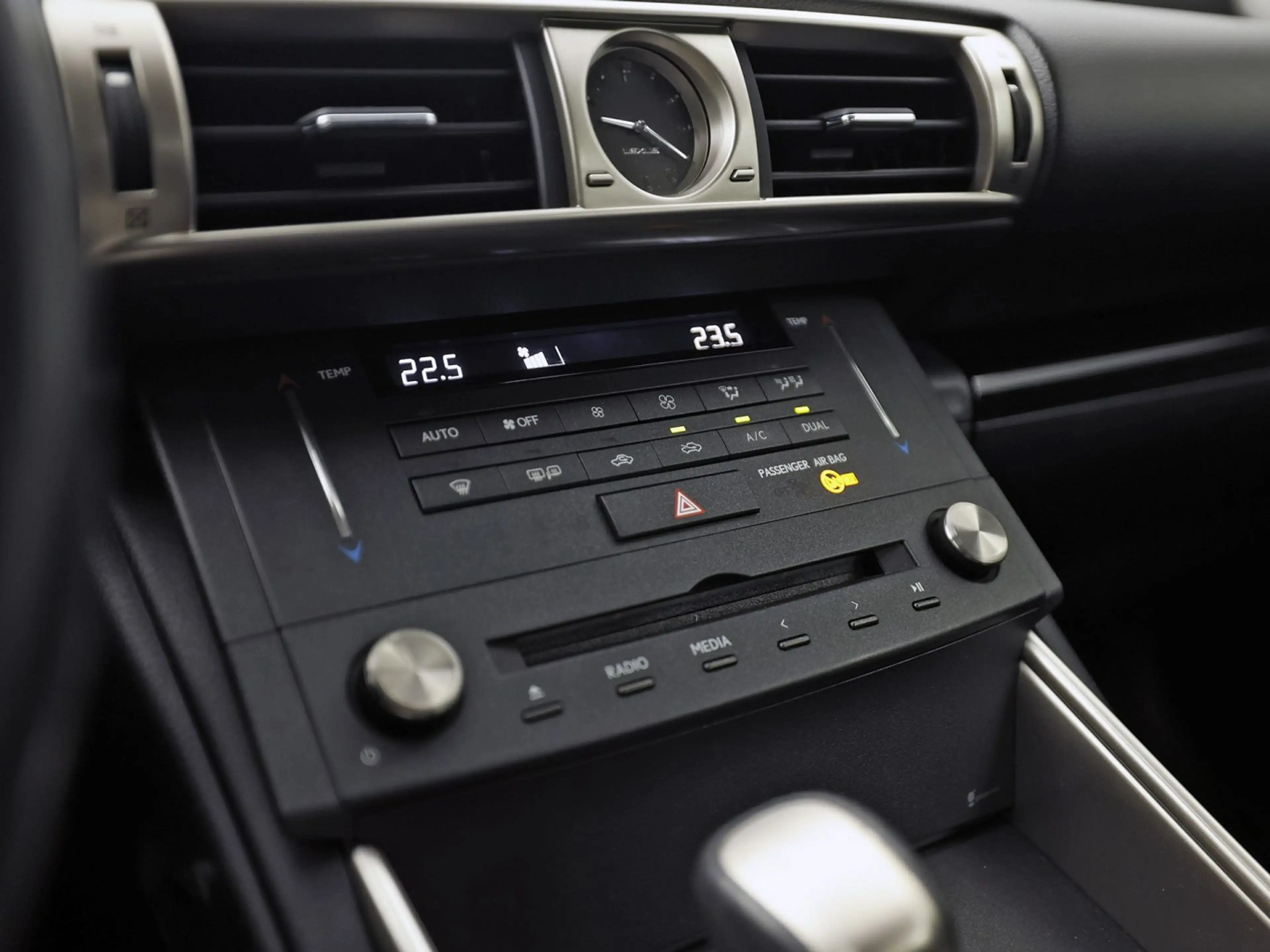 Lexus IS 300 300h Hybrid Business Sport Automaat 223Pk (NAVIGAT — photo 10