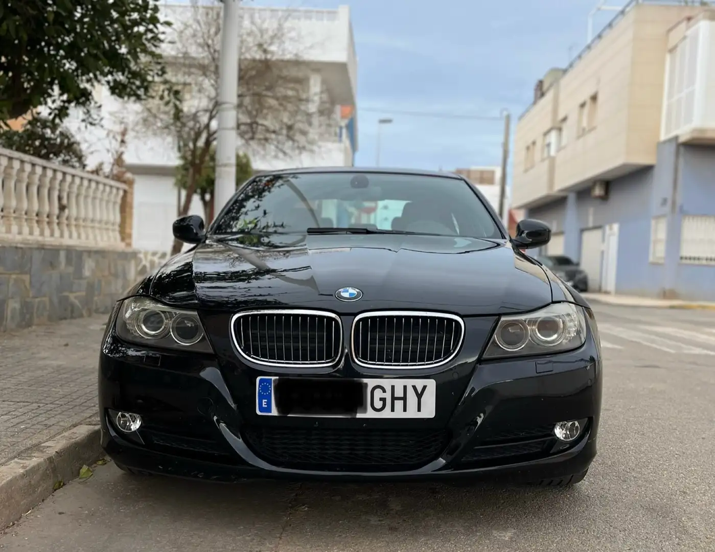BMW 325 325d Aut. Negro - 1