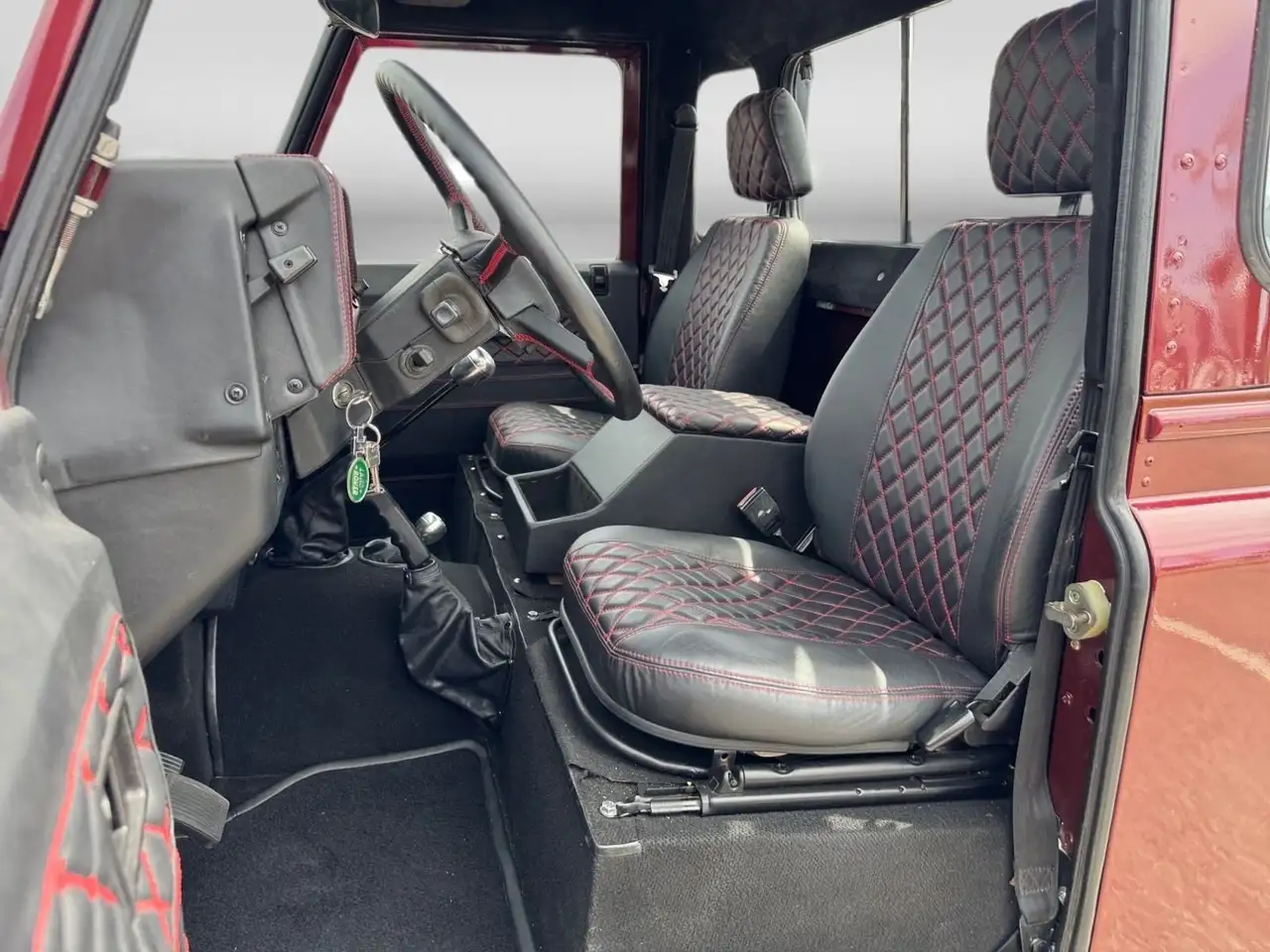 Land Rover Defender 90 V8, foto 9