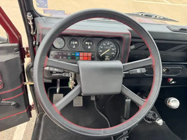 Land Rover Defender view 8