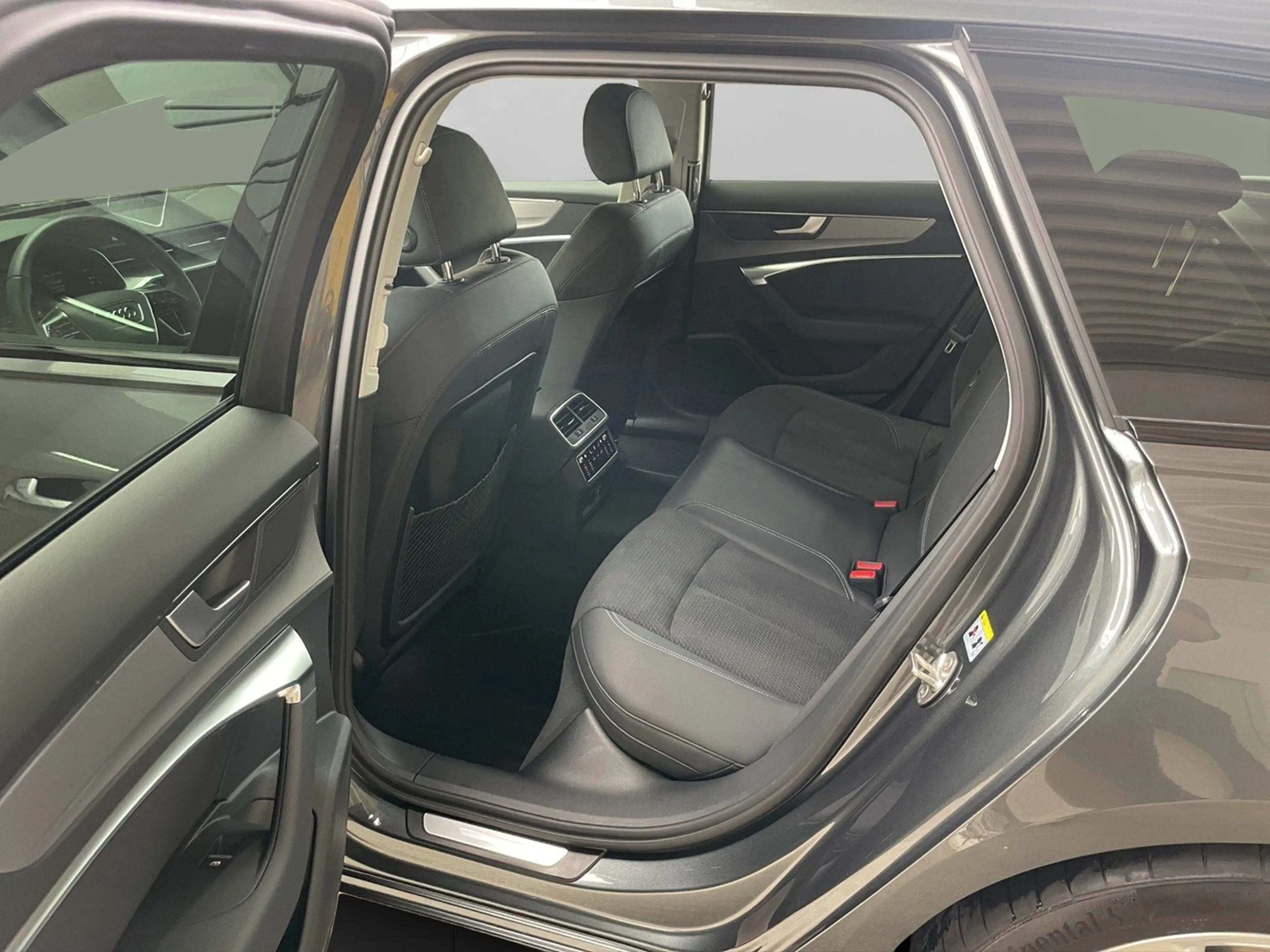 Audi S6 Avant TDI 253 kW Tiptronic RFK 4xKlima SHZ LED S l — photo 10
