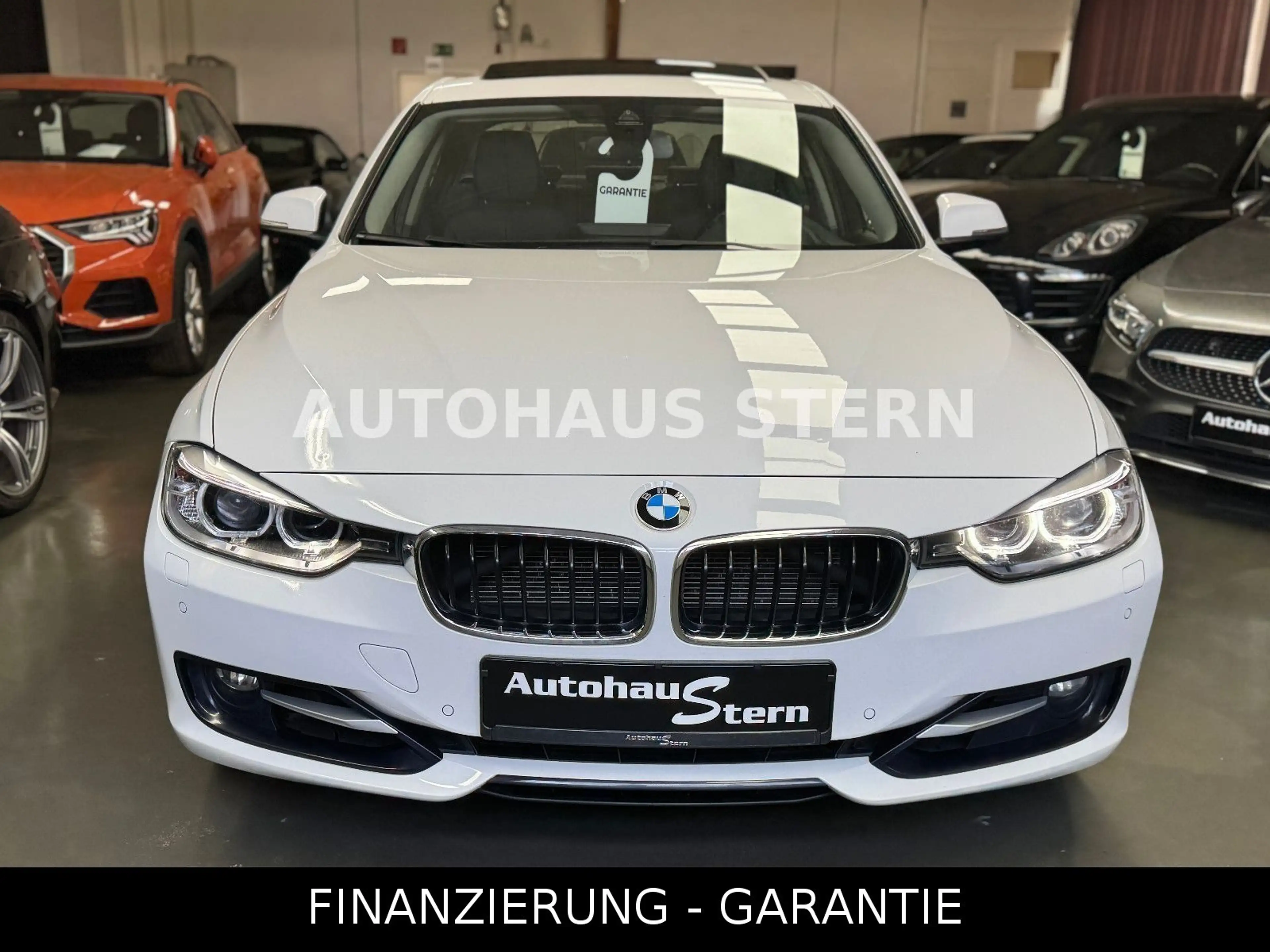 BMW 335 i xDrive Limousine HUD Schiebedach Tempomat — photo 2