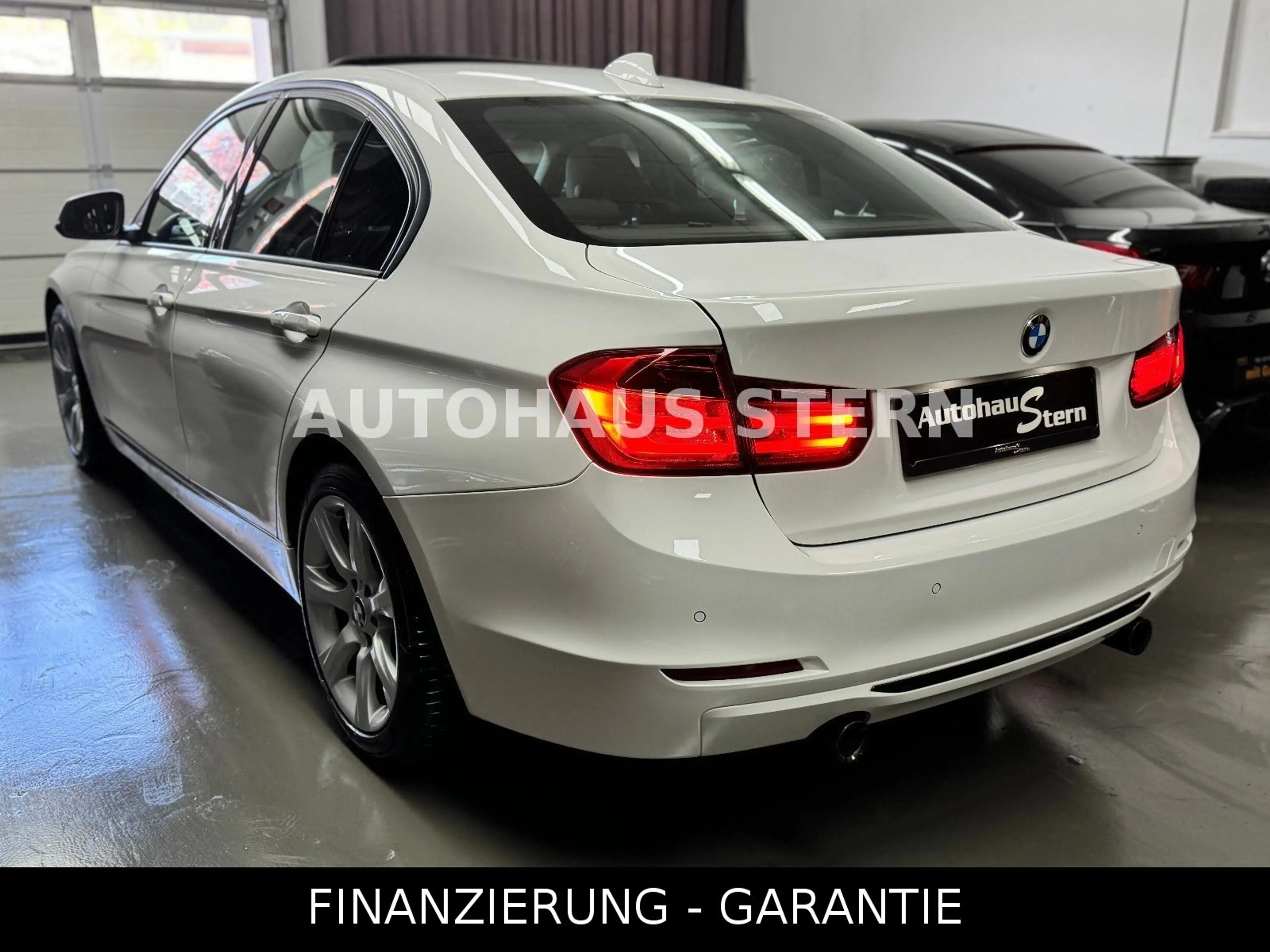 BMW 335 i xDrive Limousine HUD Schiebedach Tempomat — photo 6