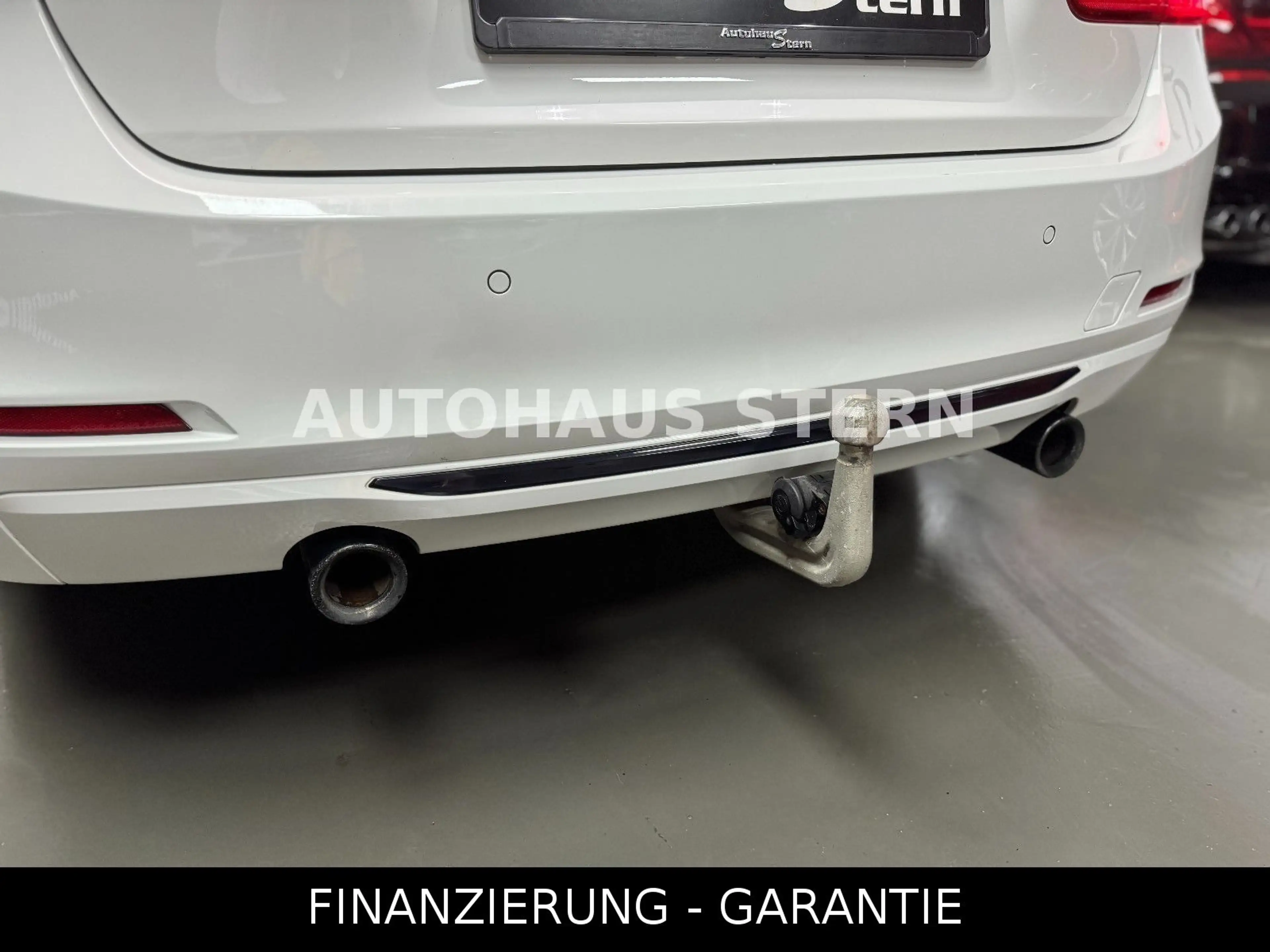 BMW 335 i xDrive Limousine HUD Schiebedach Tempomat — photo 7