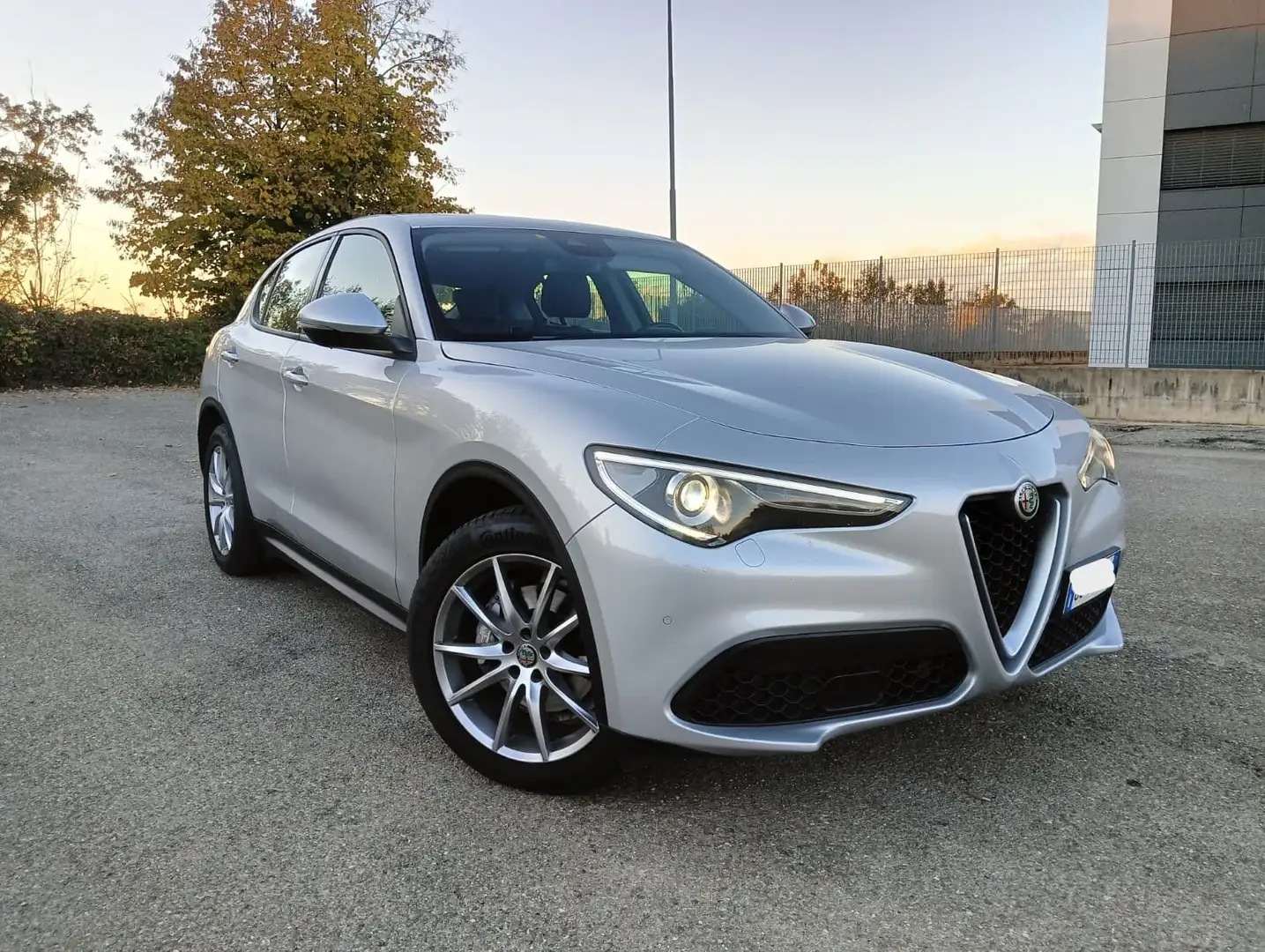 Alfa Romeo Stelvio Stelvio 2.2 t Executive 190cv Euro 6D-Temp Argento - 1