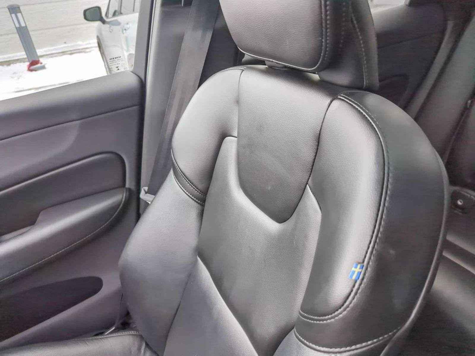 2024 Volvo XC60 B5 CORE; AWD,LEATHER,PANORAMIC SUNROOF, SMART KE thumb 20