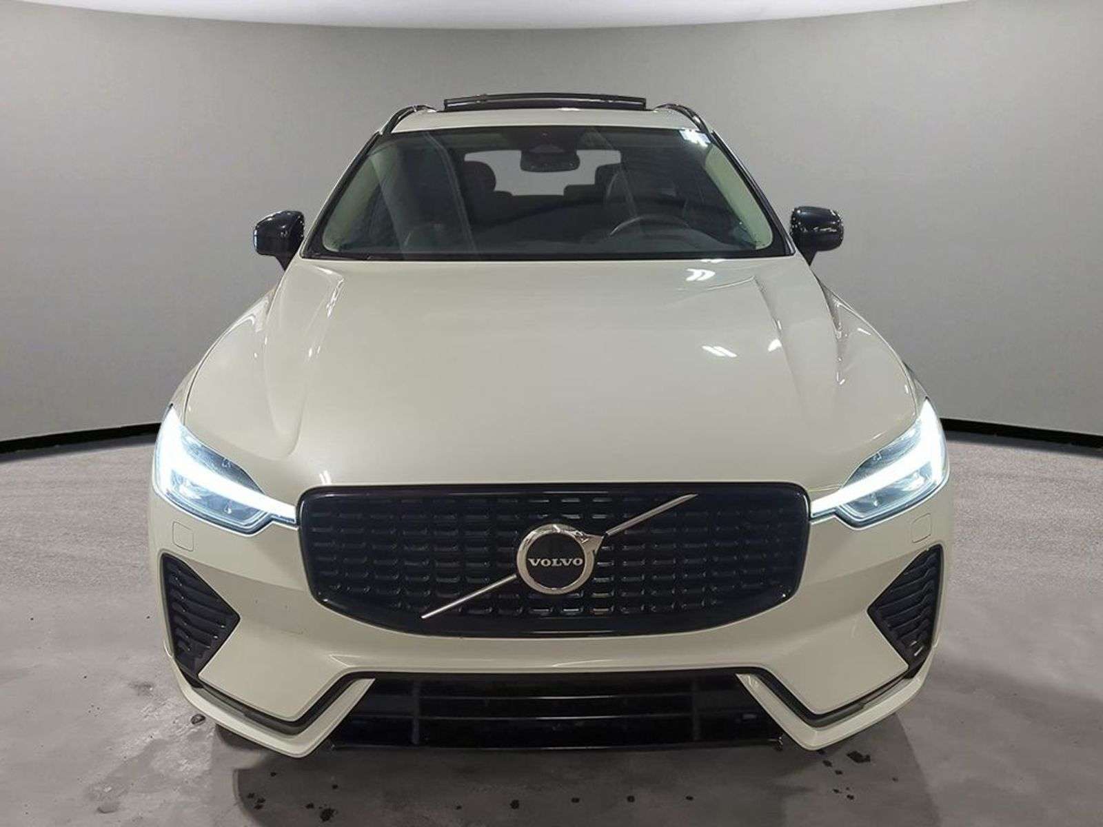2024 Volvo XC60 B5 CORE; AWD,LEATHER,PANORAMIC SUNROOF, SMART KE alt 2