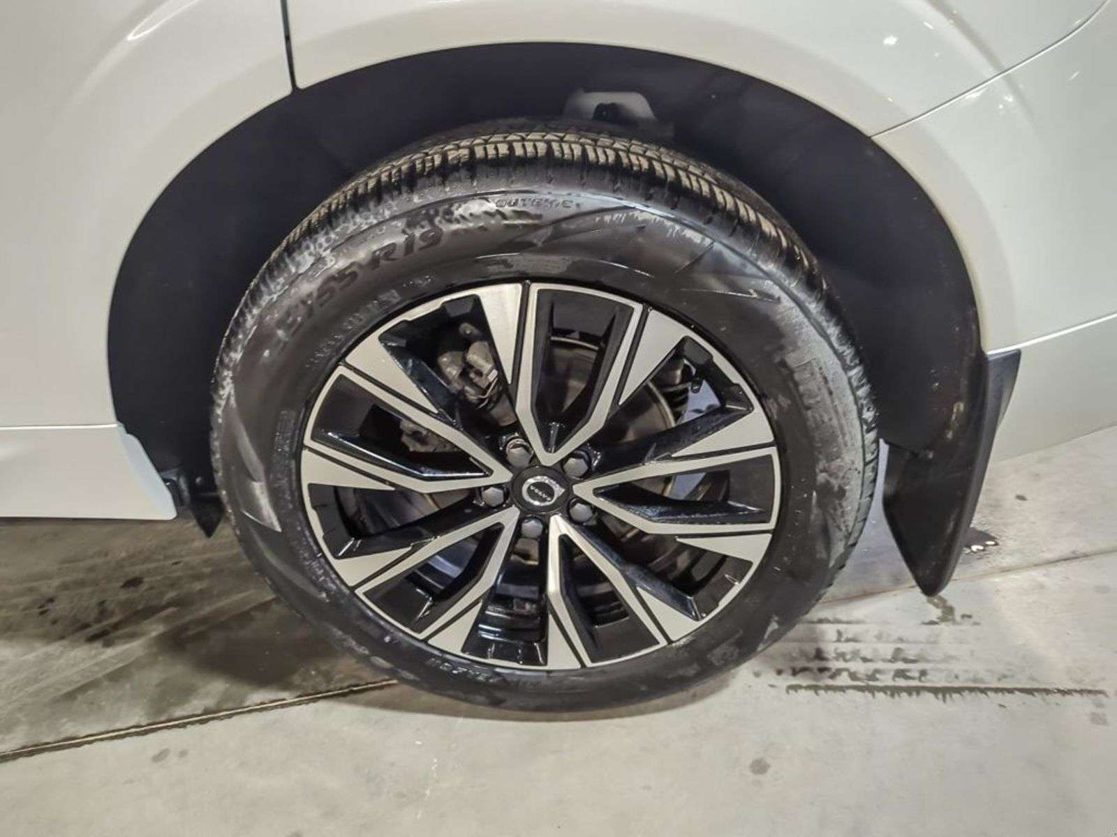 2024 Volvo XC60 B5 CORE; AWD,LEATHER,PANORAMIC SUNROOF, SMART KE thumb 6