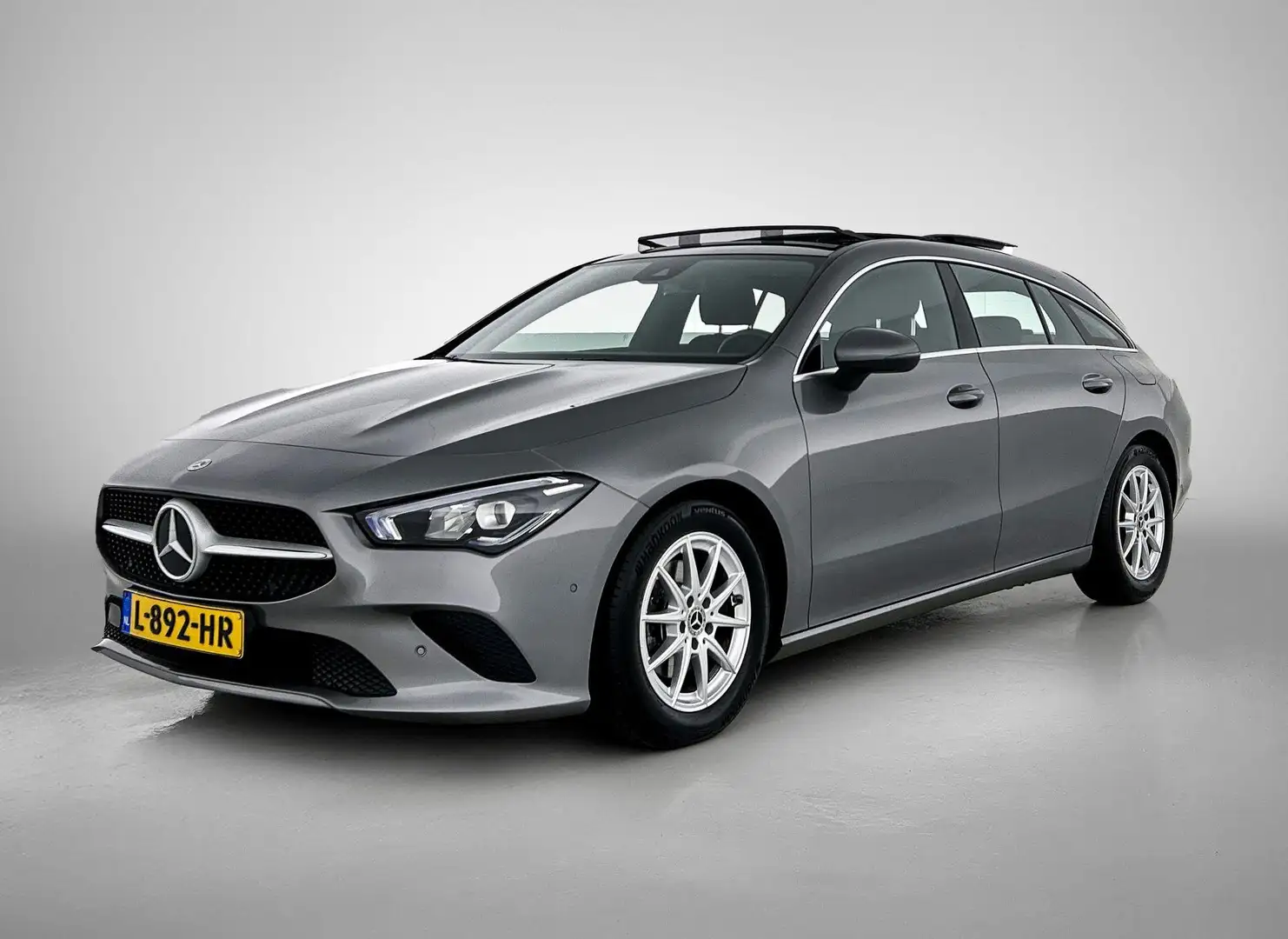 Mercedes-Benz CLA 180 Shooting Brake Business Solution (PANORAMADAK, STO Gris - 1